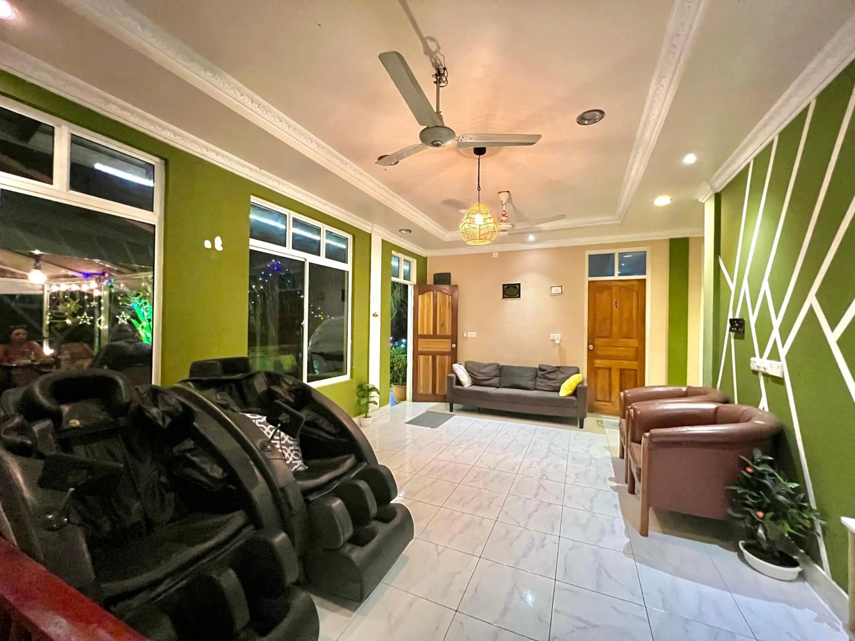 Living room in Koimala Hotel