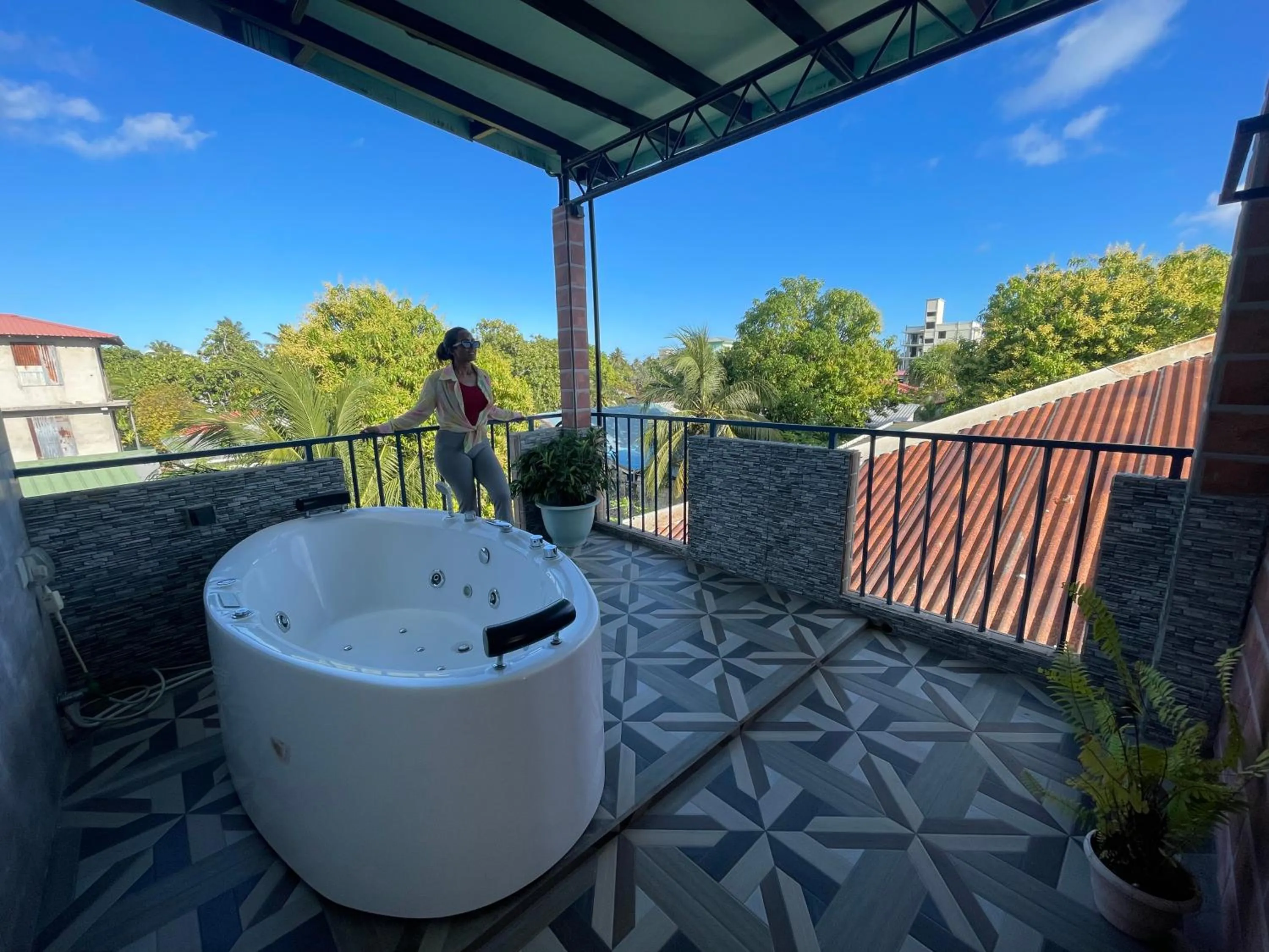 Hot Tub in Koimala Hotel