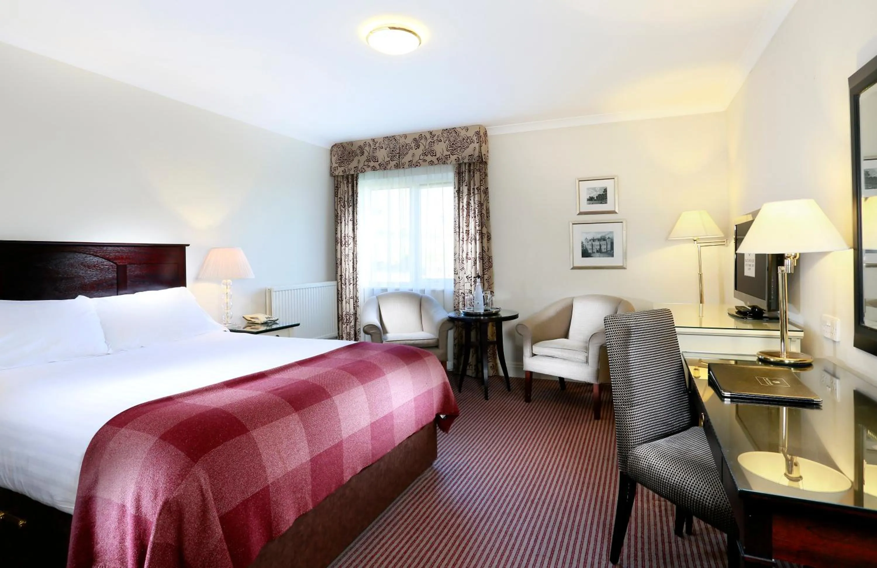 Bedroom, Bed in Macdonald Botley Park Hotel & Spa