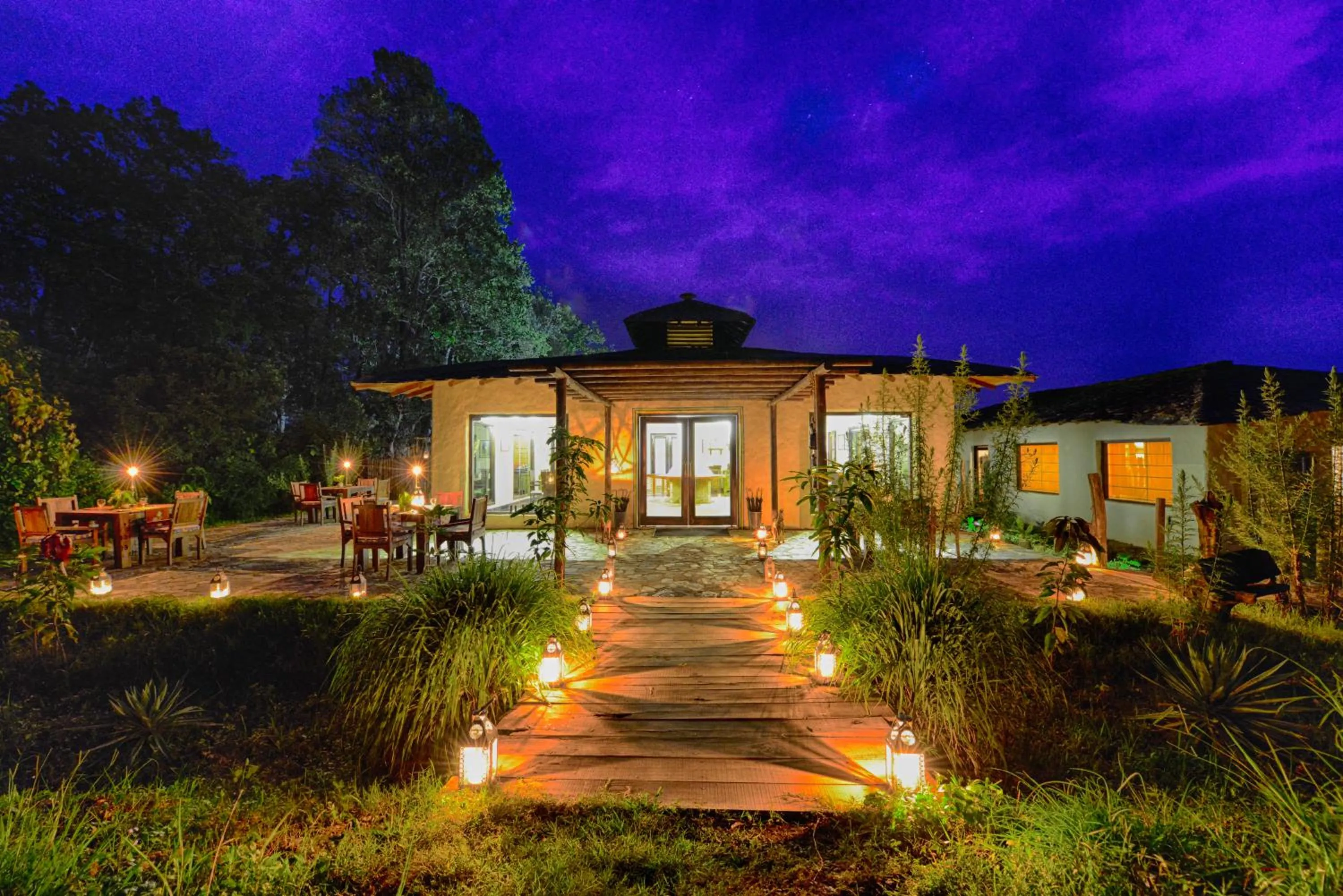 Property building in Paatlidun Safari Lodge, Jim Corbett