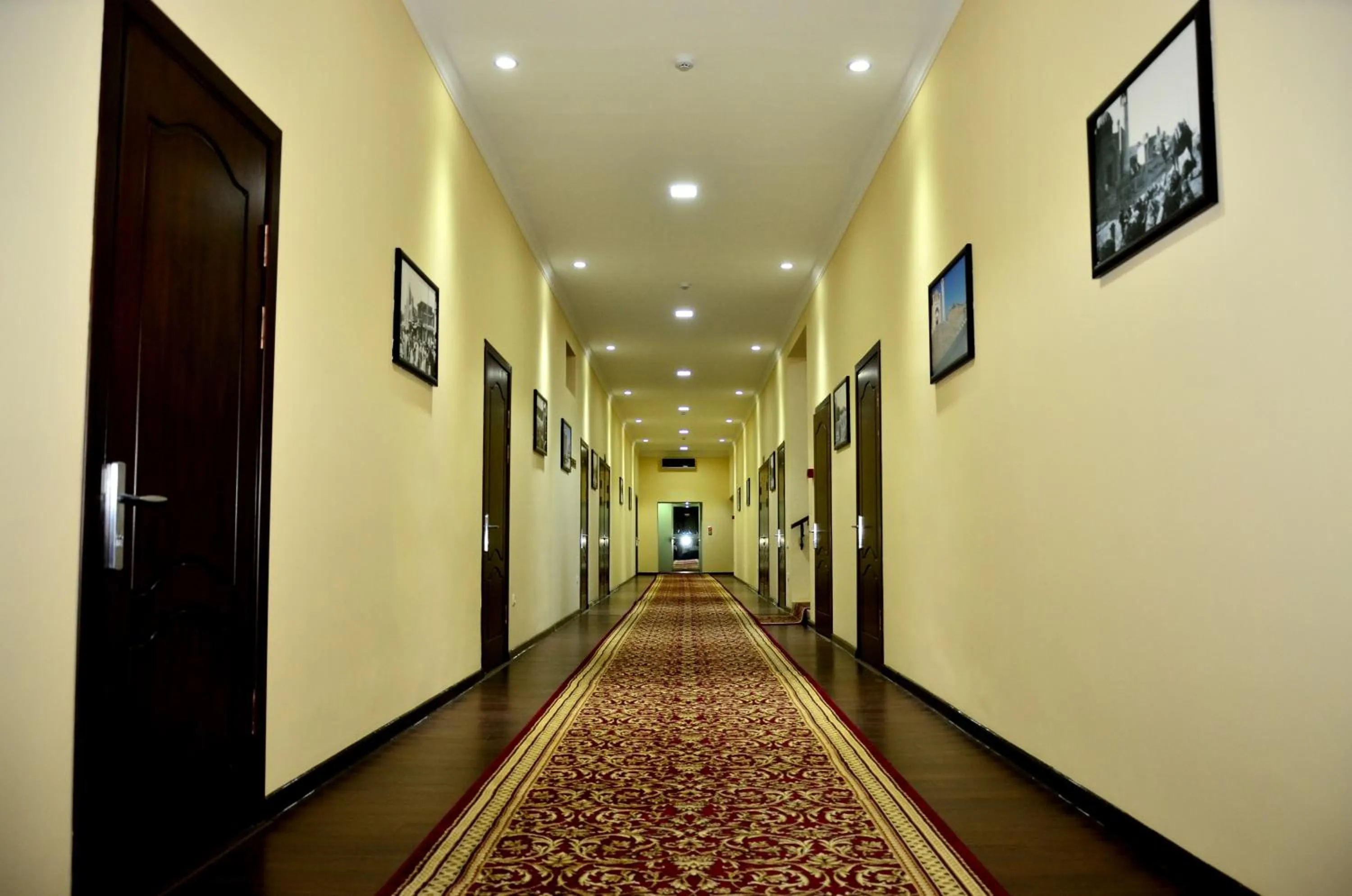 Lobby or reception in Hotel Diyora