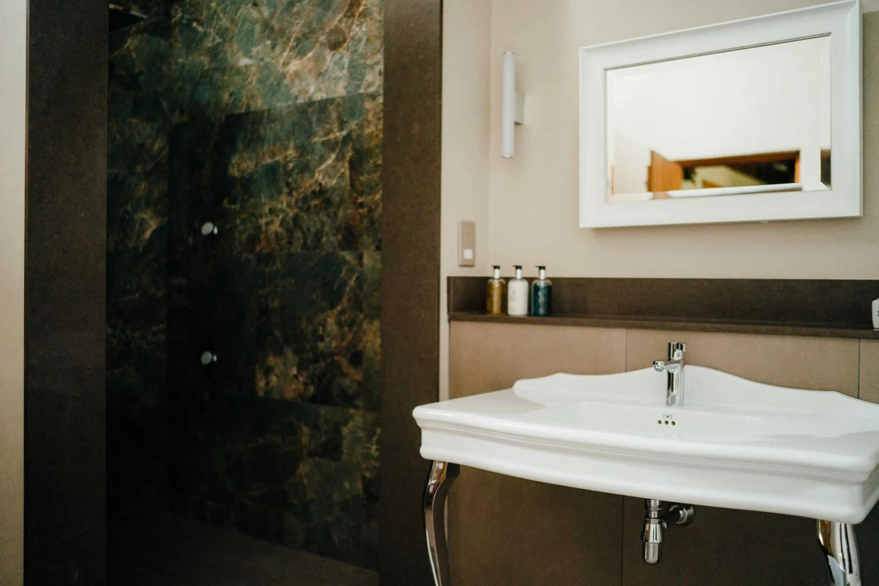 Bathroom in The Manor House Hotel and Golf Club