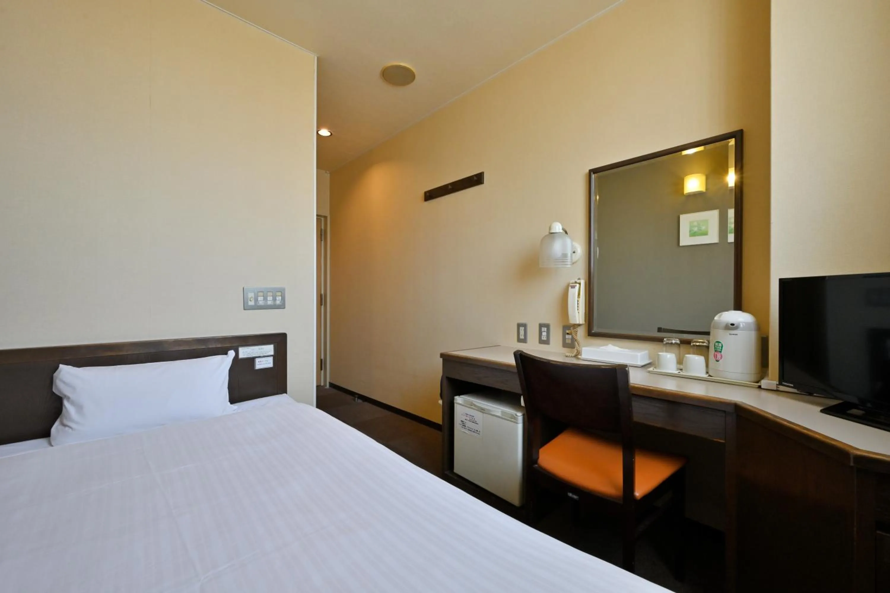 Bed in Wakayama Daini Fuji Hotel