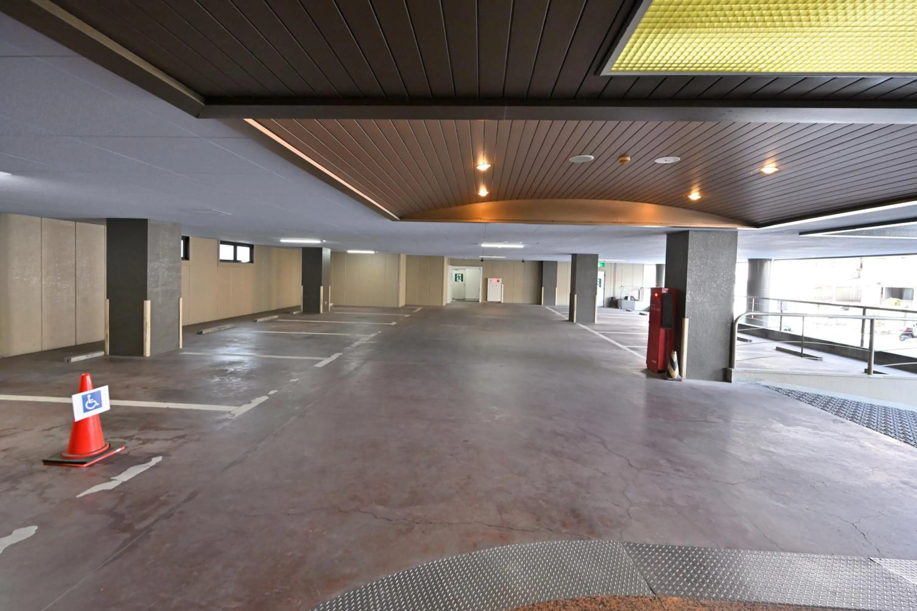 Parking in Wakayama Daini Fuji Hotel