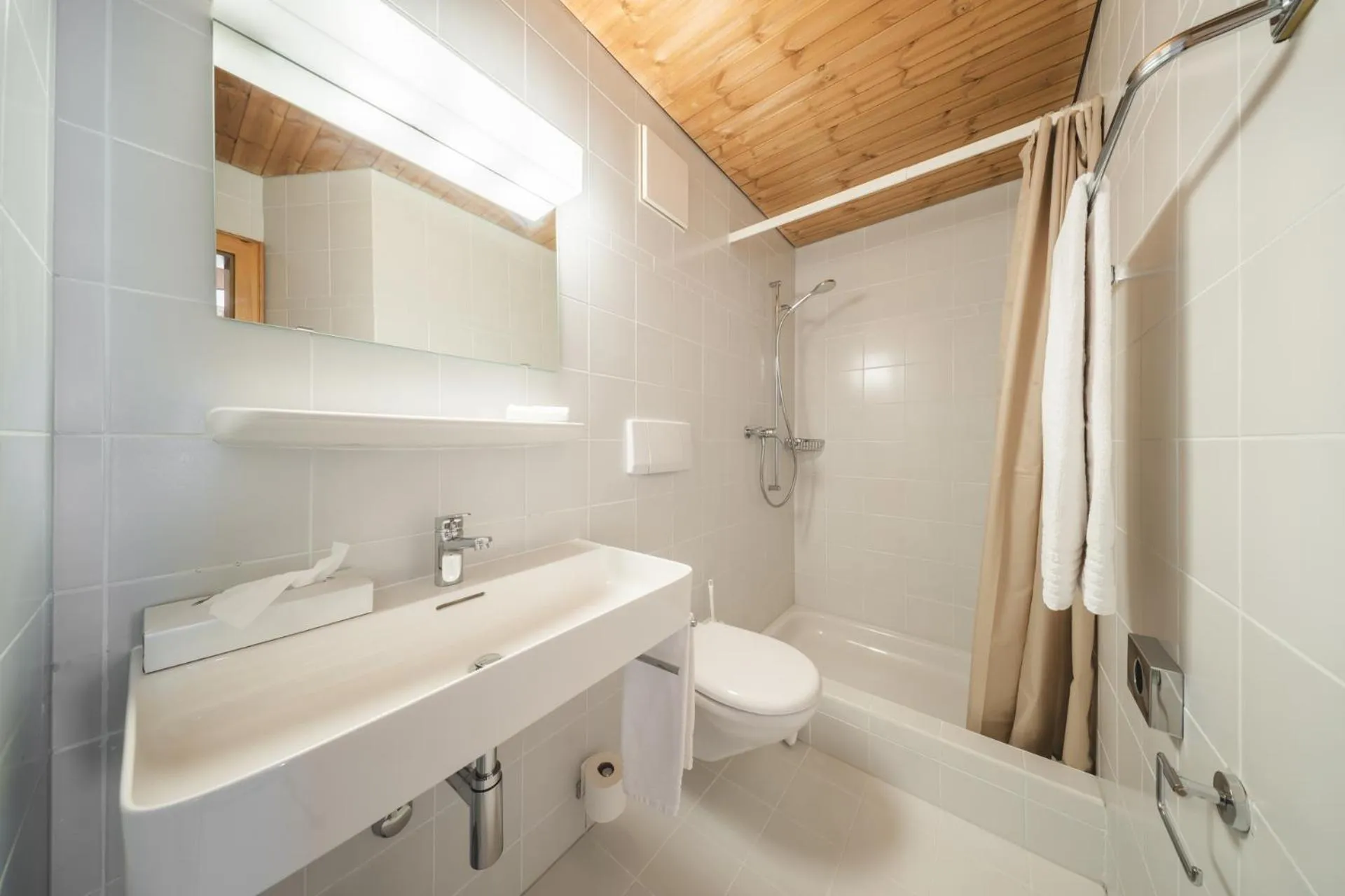 Bathroom in Hotel Quellenhof - Self Check-in & Adults Only