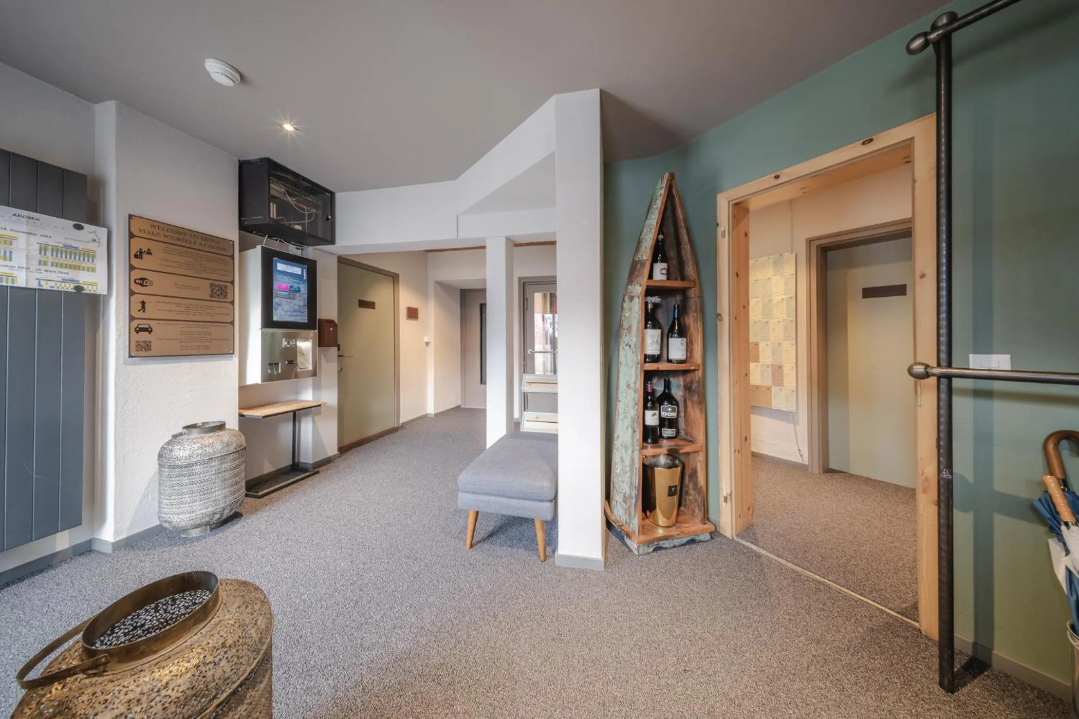 Lobby or reception in Hotel Quellenhof - Self Check-in & Adults Only