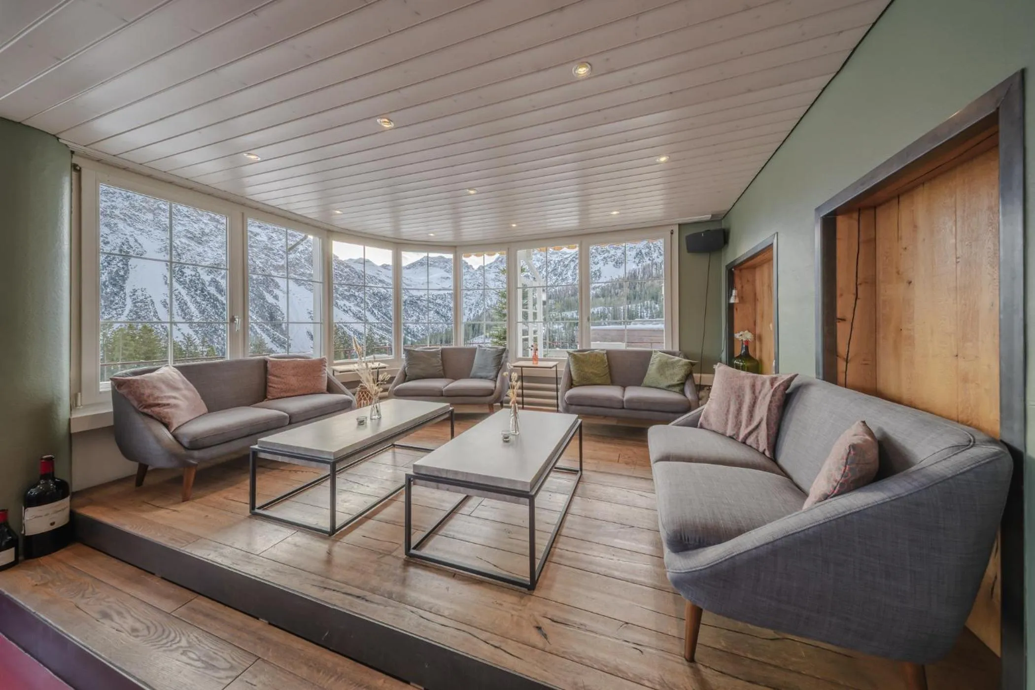 Lounge or bar in Hotel Quellenhof - Self Check-in & Adults Only