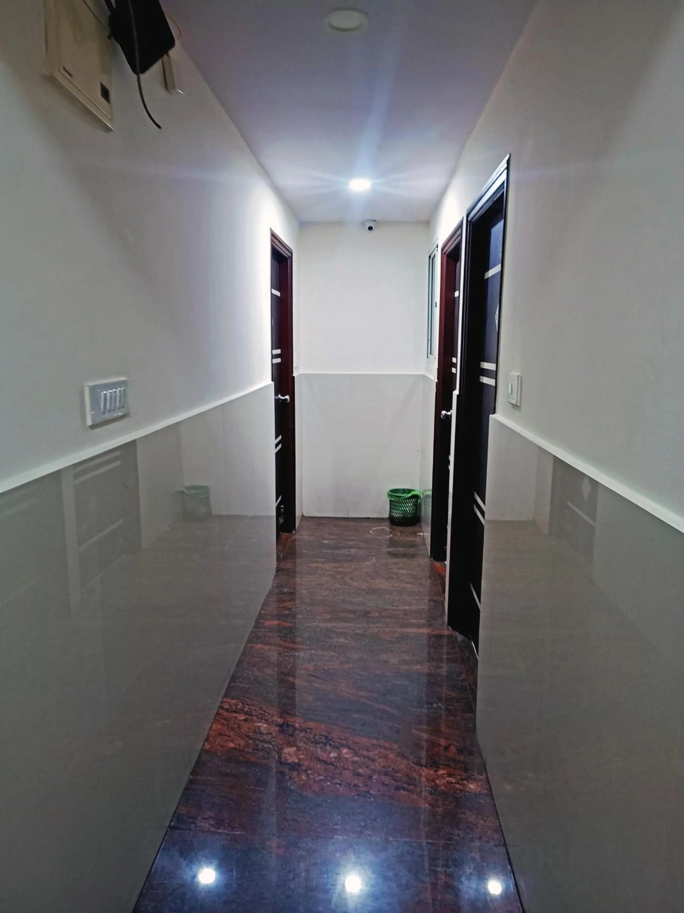 Area and facilities in Delta Inn Madiwala