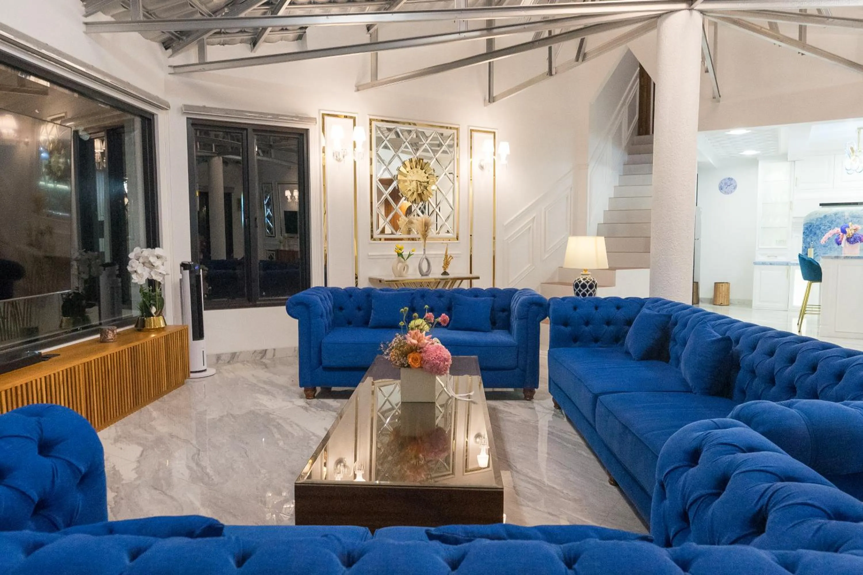 Living room in Casa de Monique Villas & Glamping Retreat