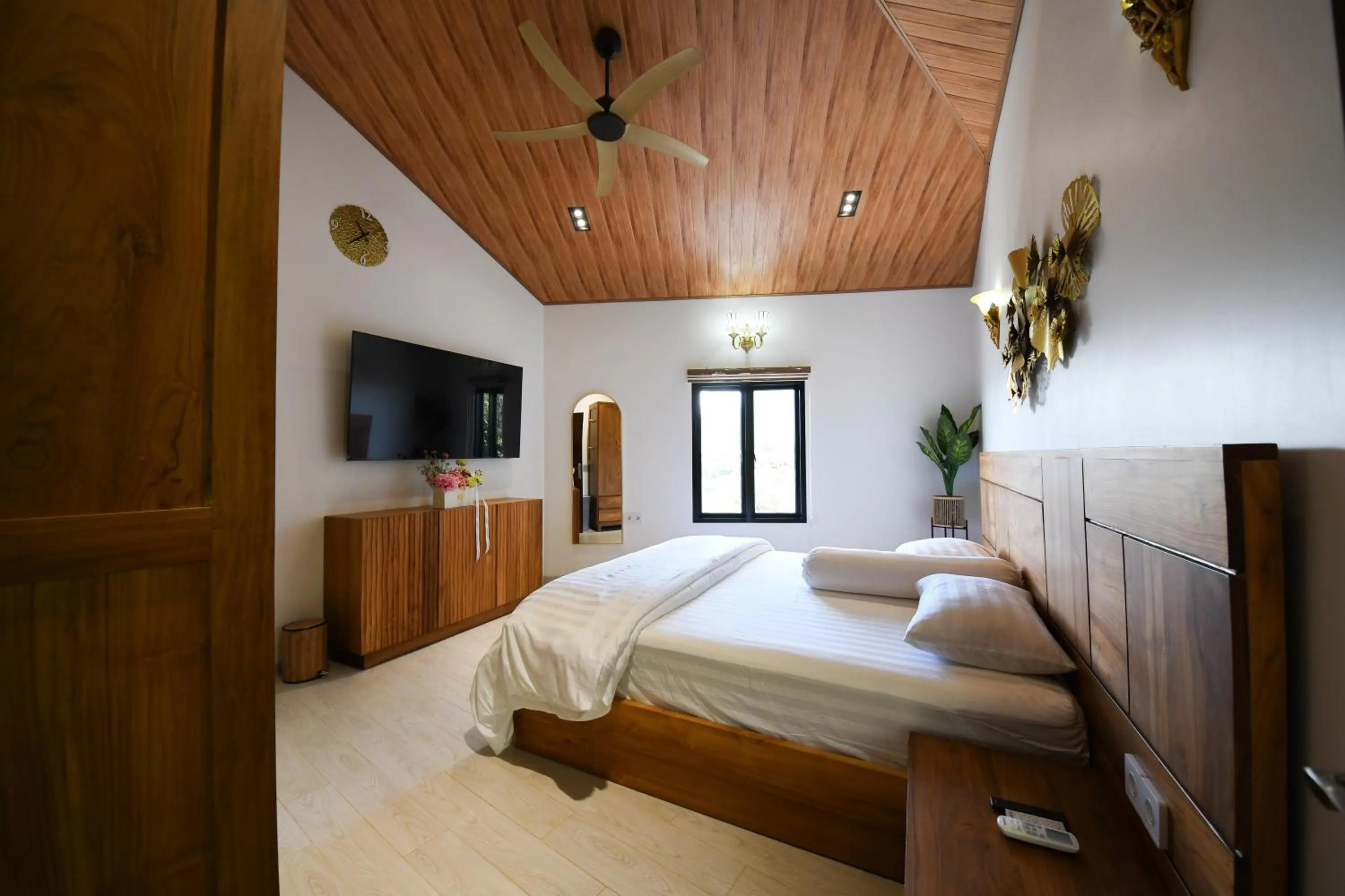 Bedroom, Bed in Casa de Monique Villas & Glamping Retreat