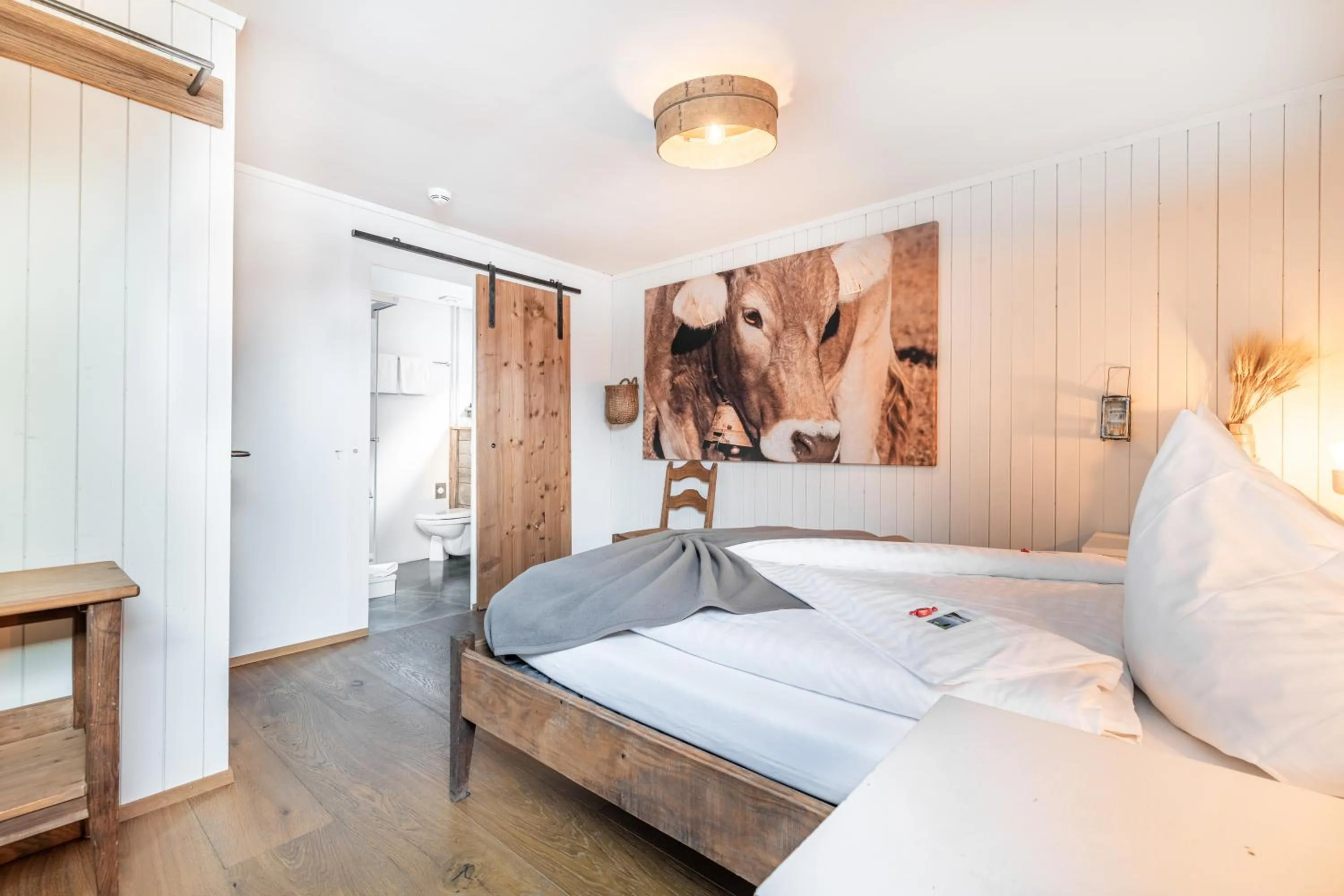 Photo of the whole room, Bed in Hotel Kaiserstuhl