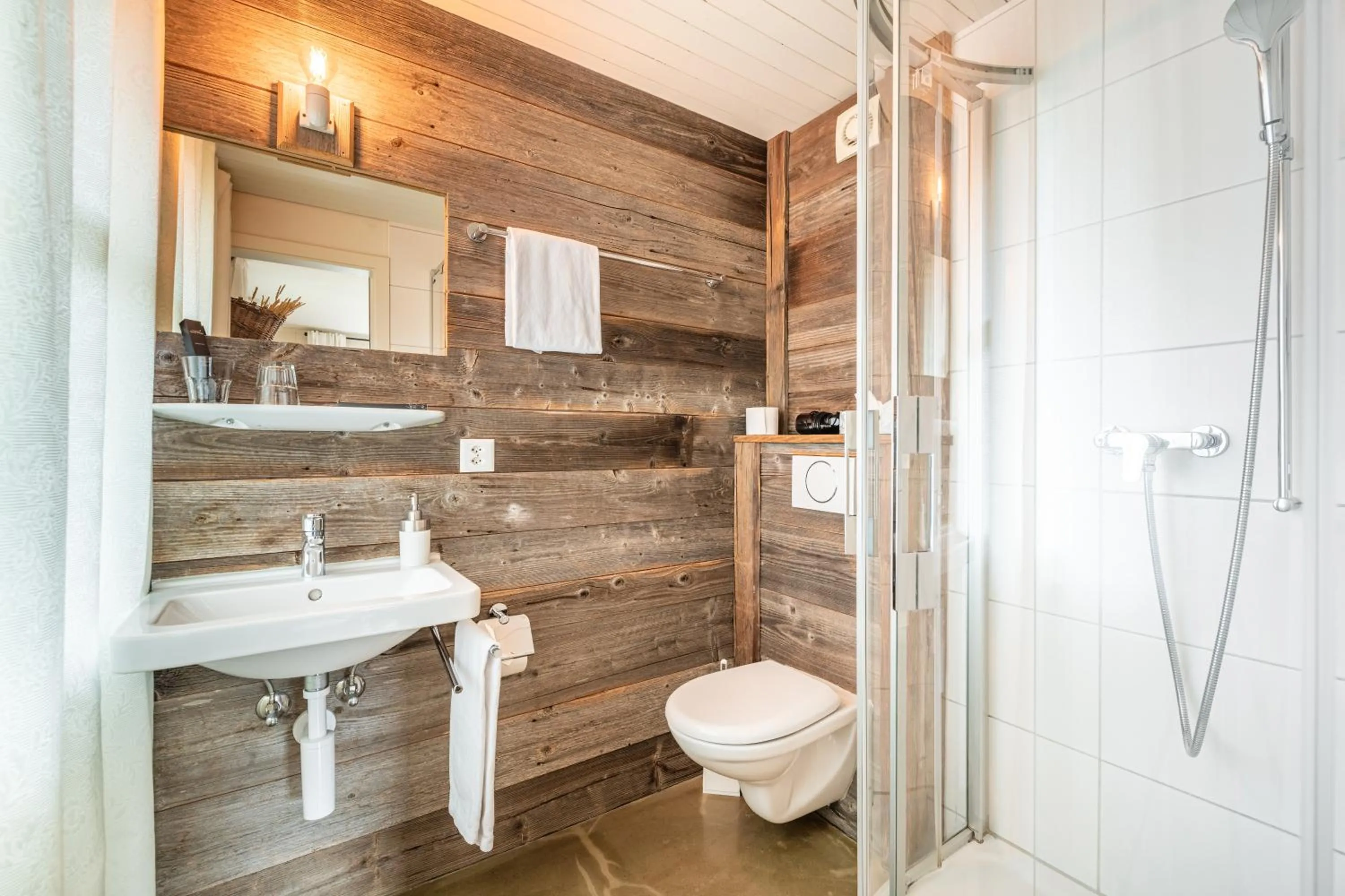 Bathroom in Hotel Kaiserstuhl