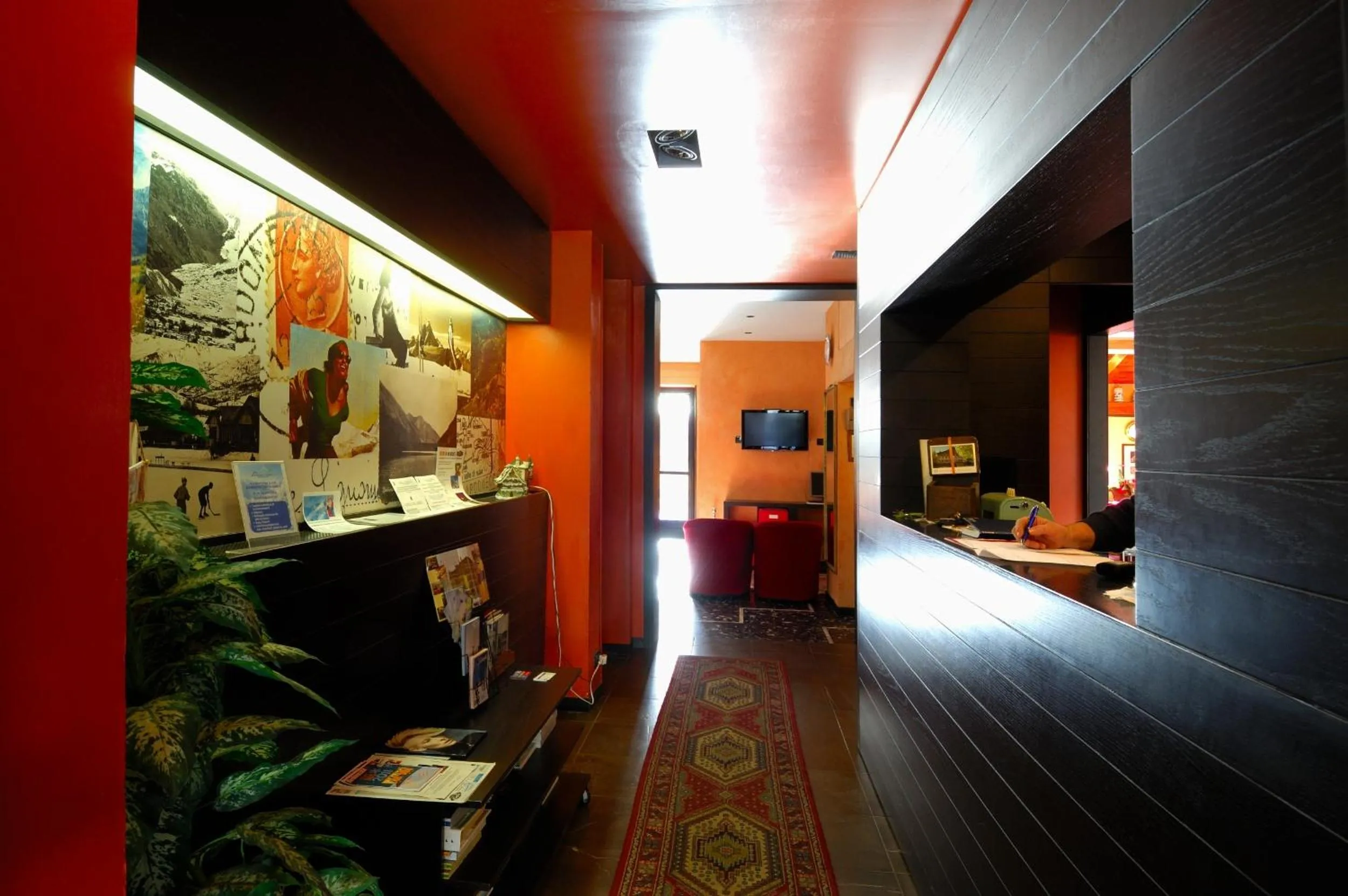 Lobby or reception in Hotel Bucaneve