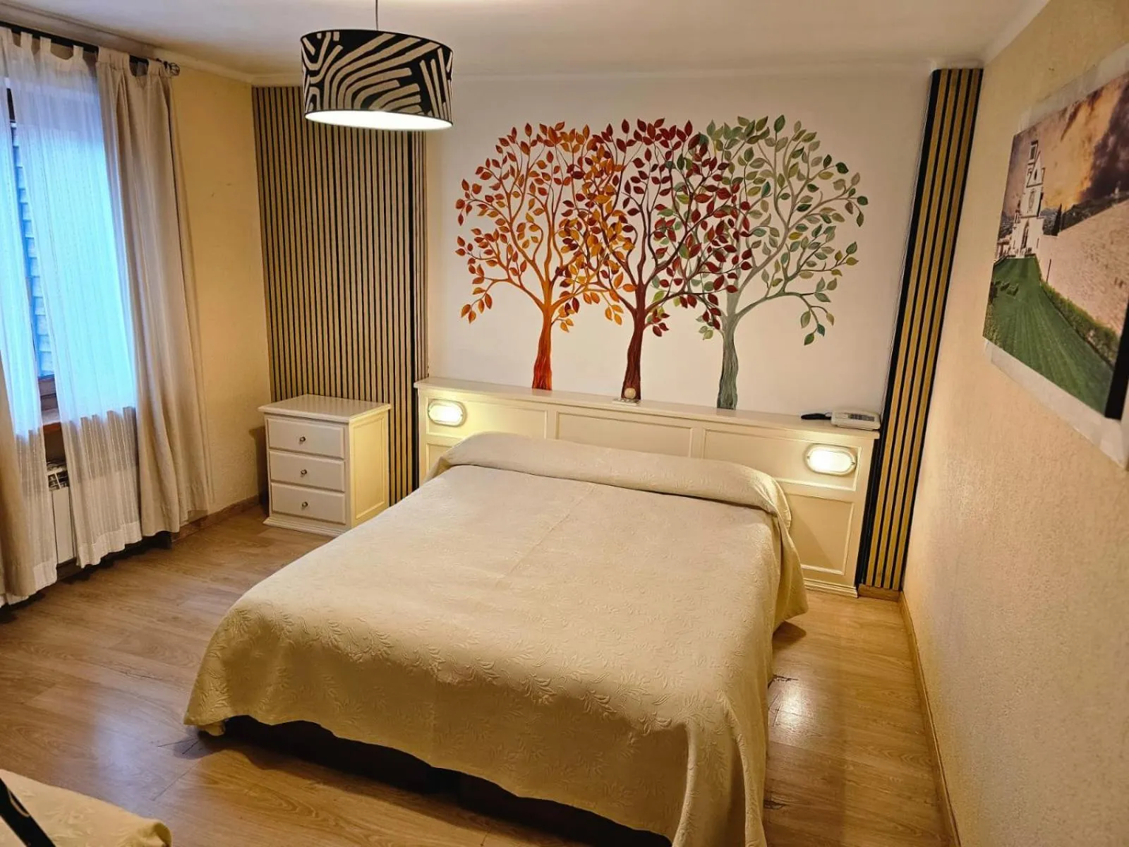 Bed in Hotel Bucaneve