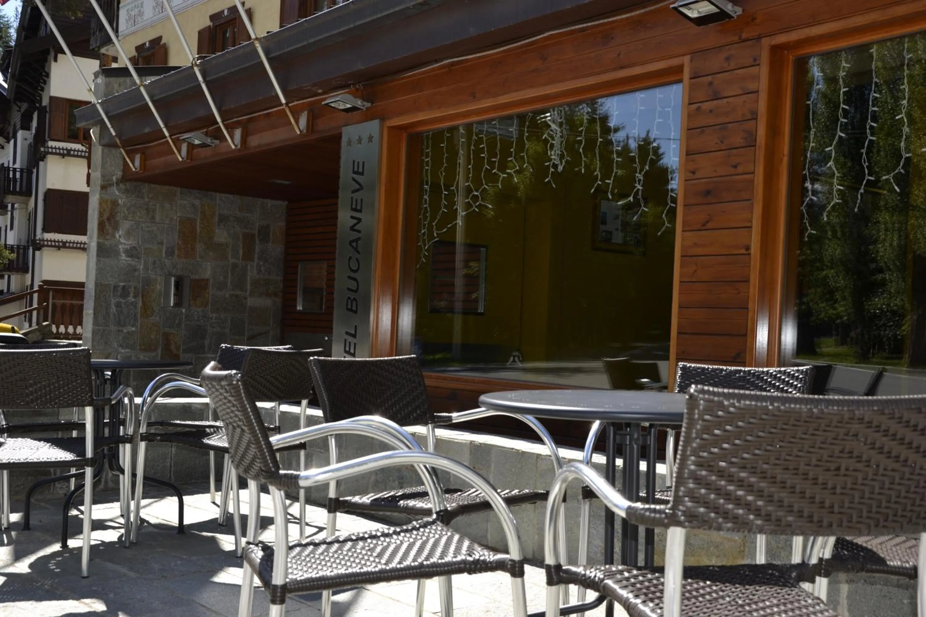 Property building in Hotel Bucaneve