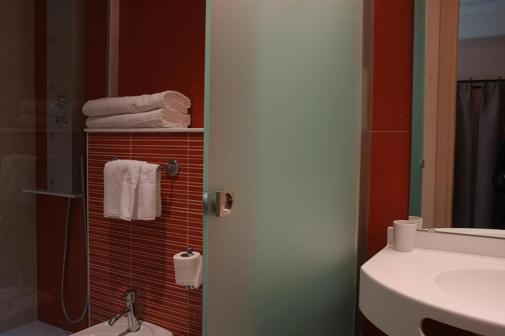 Bathroom in Hotel Bucaneve