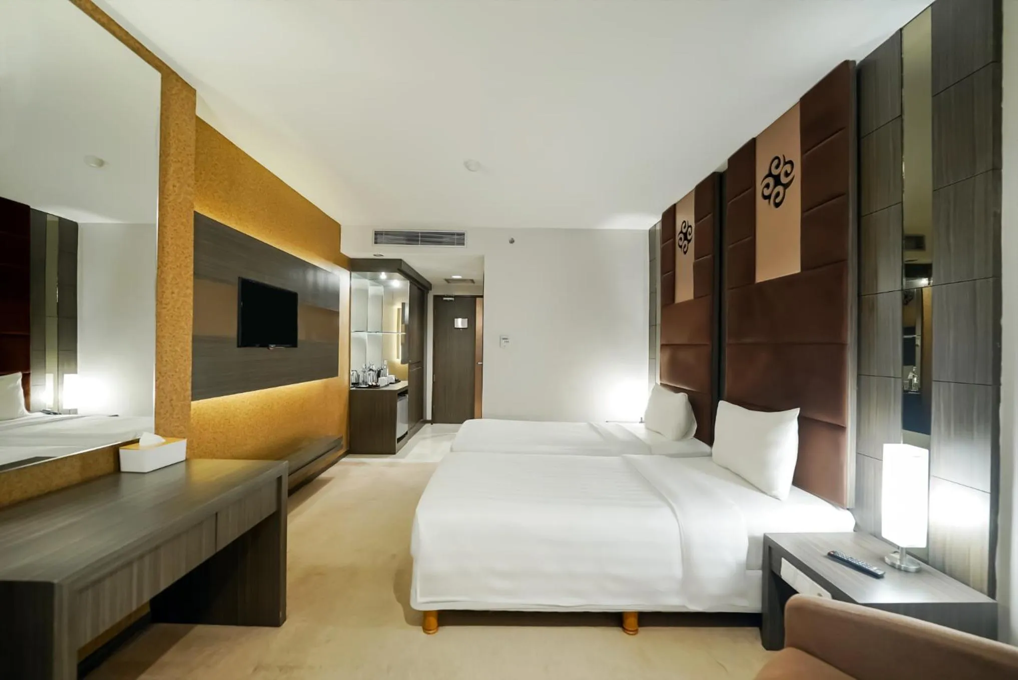 Bedroom, Bed in Grand Tjokro Jakarta