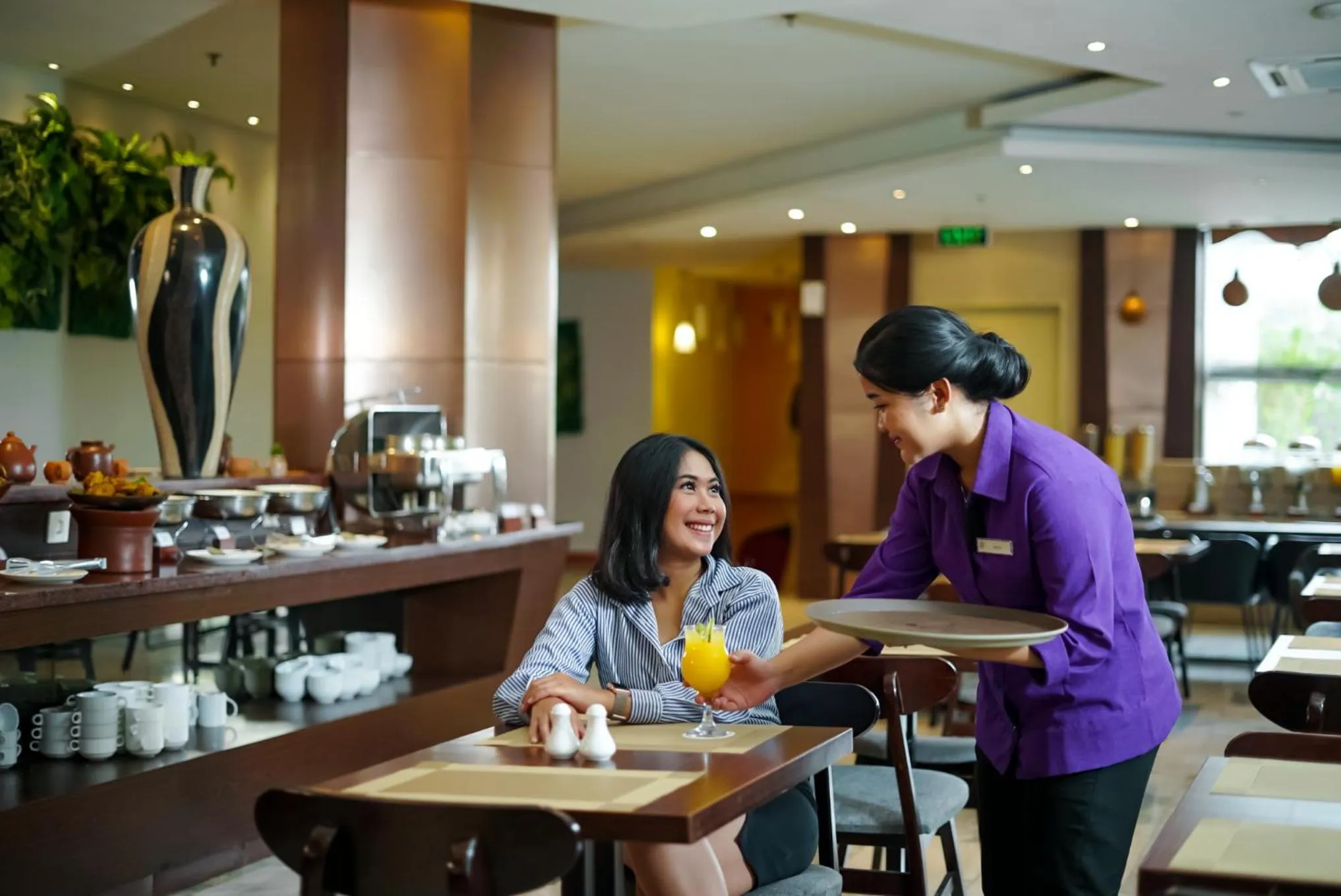 Restaurant/places to eat in Grand Tjokro Jakarta