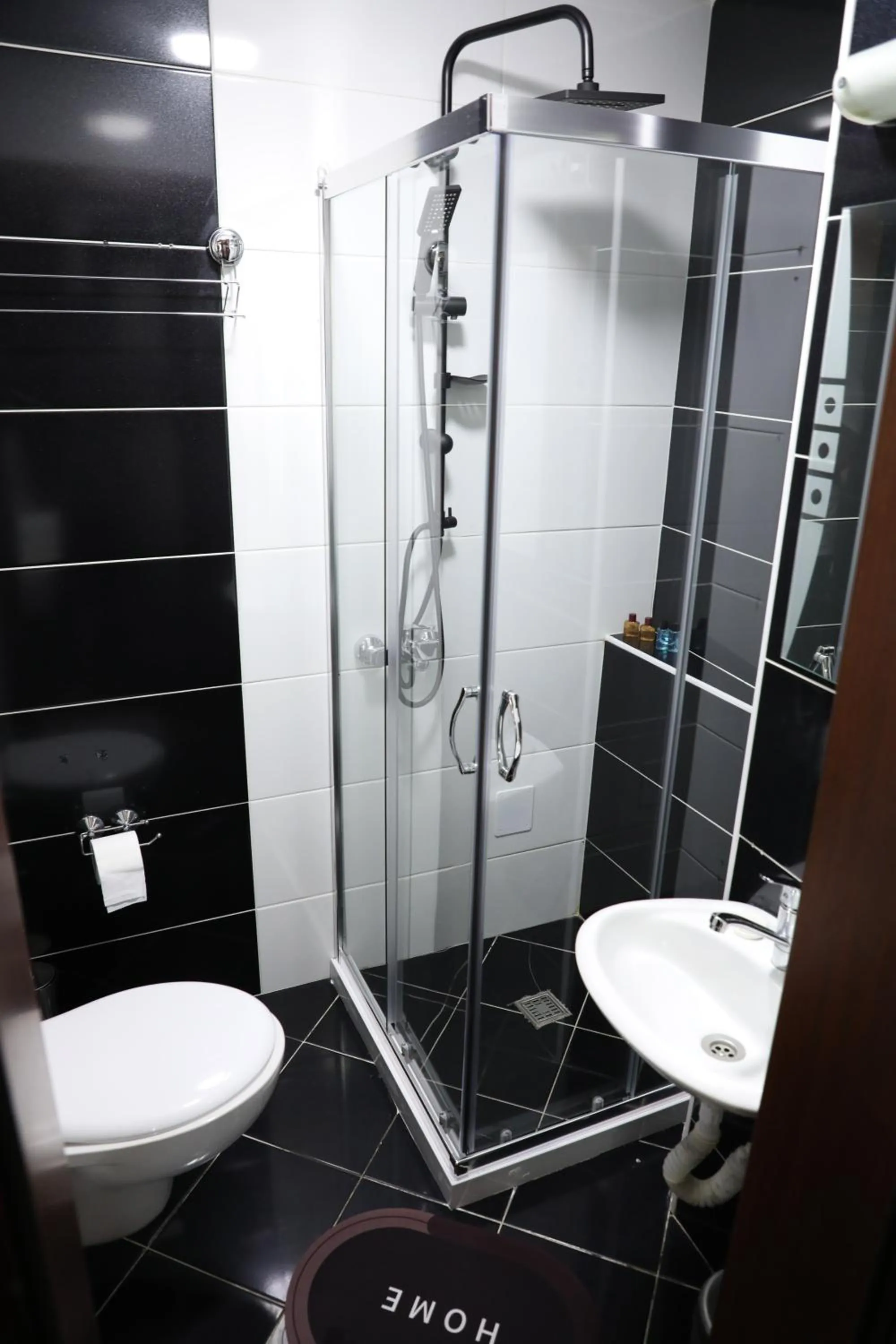 Bathroom in Bruti Hotel