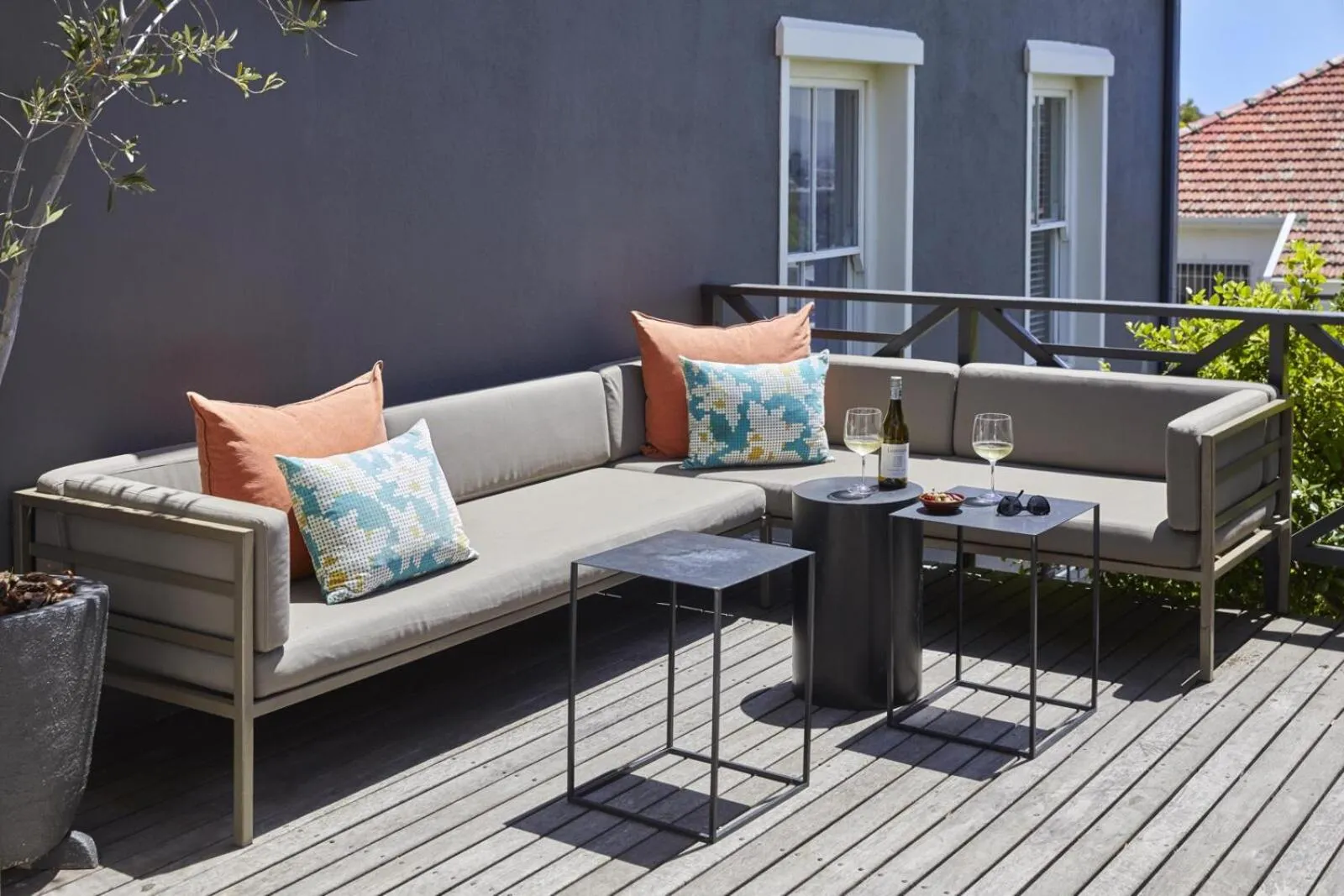 Patio in More Quarters Hotel