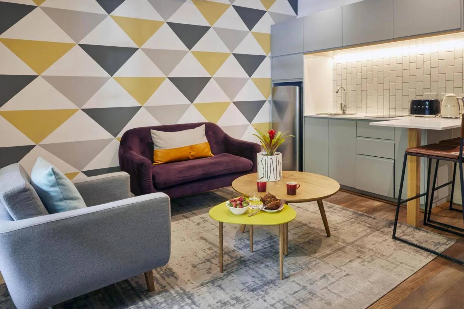 Kitchen or kitchenette in More Quarters Hotel