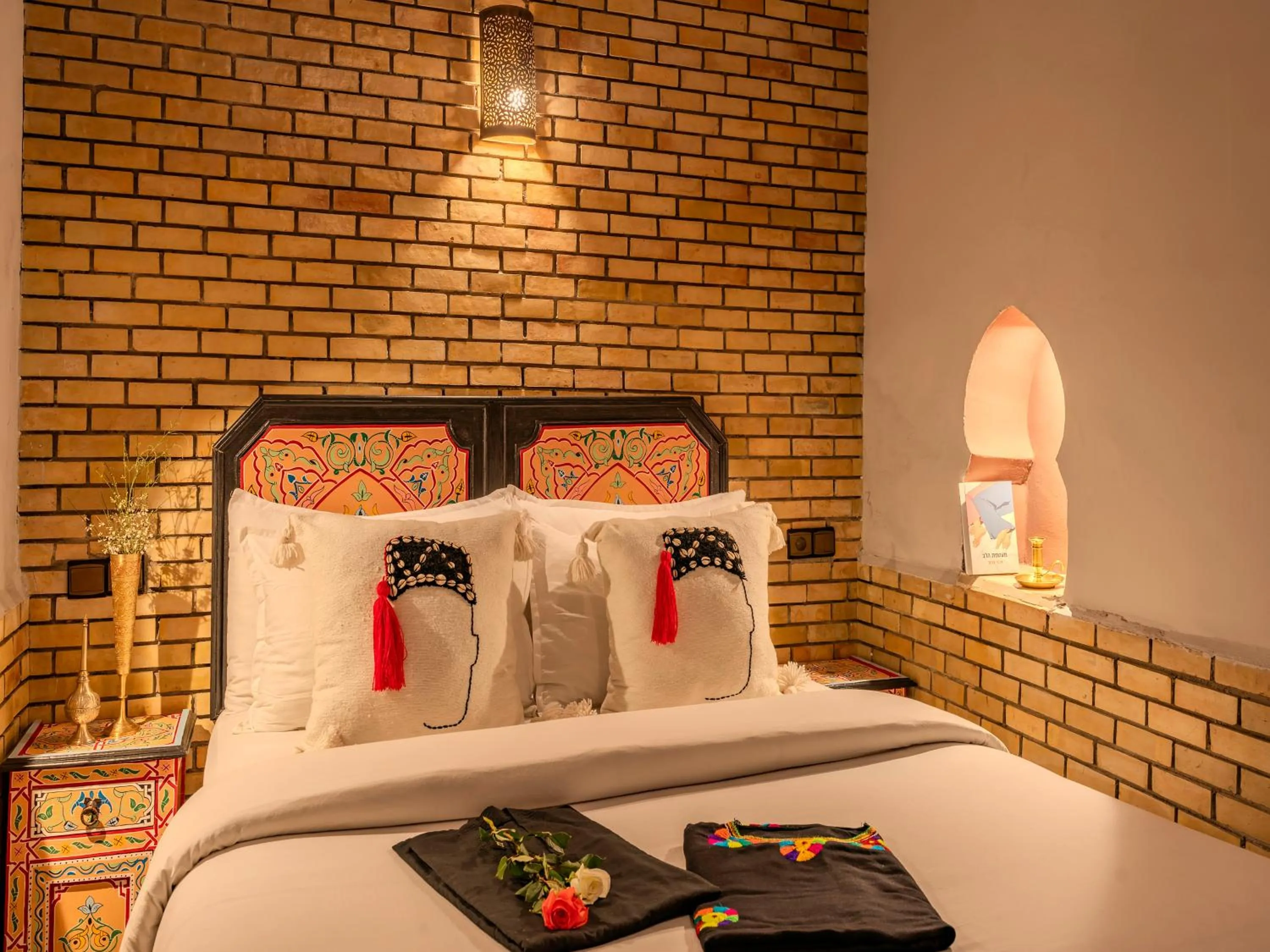 Bed in Riad Irhalne