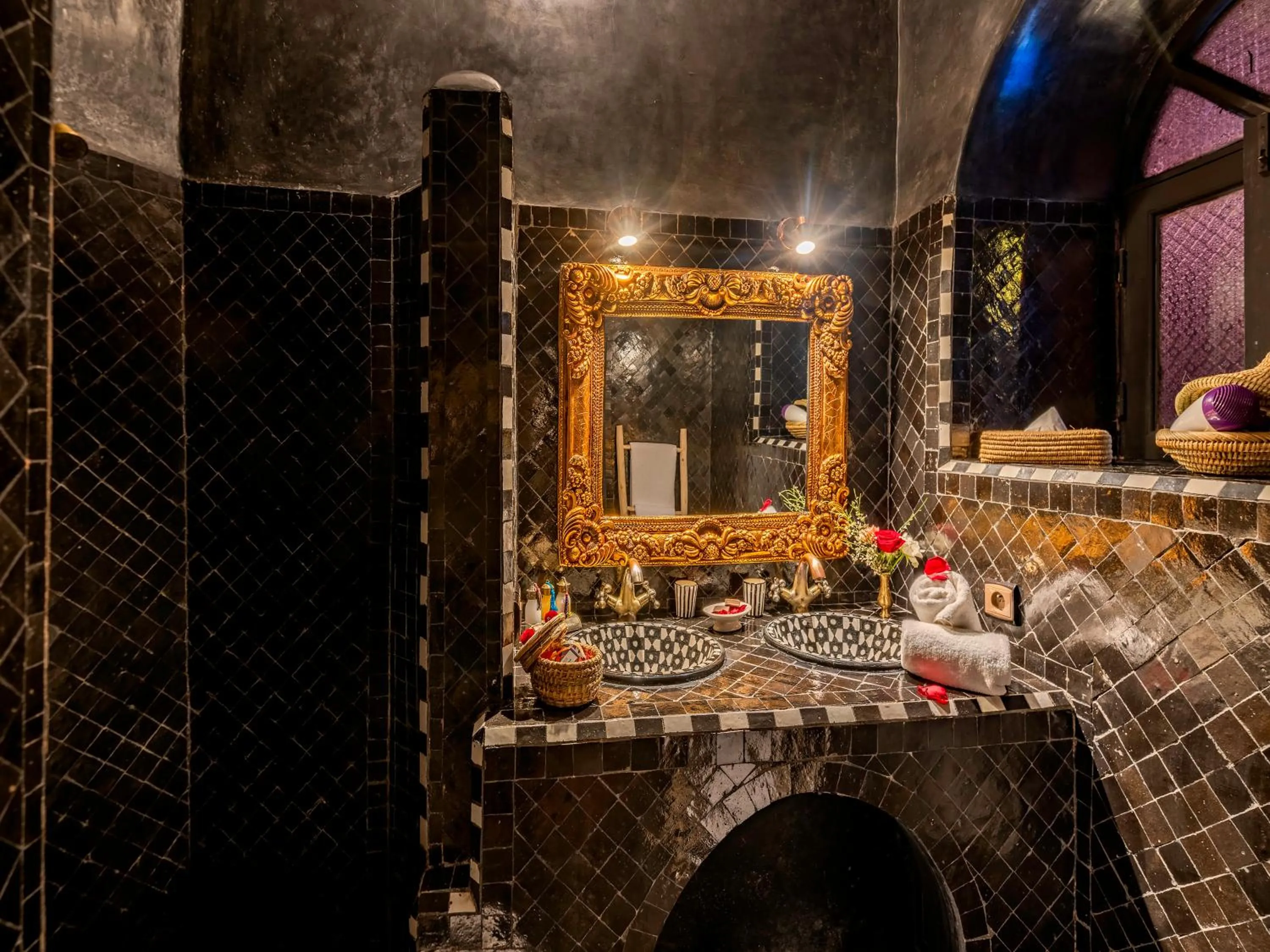 Bathroom in Riad Irhalne