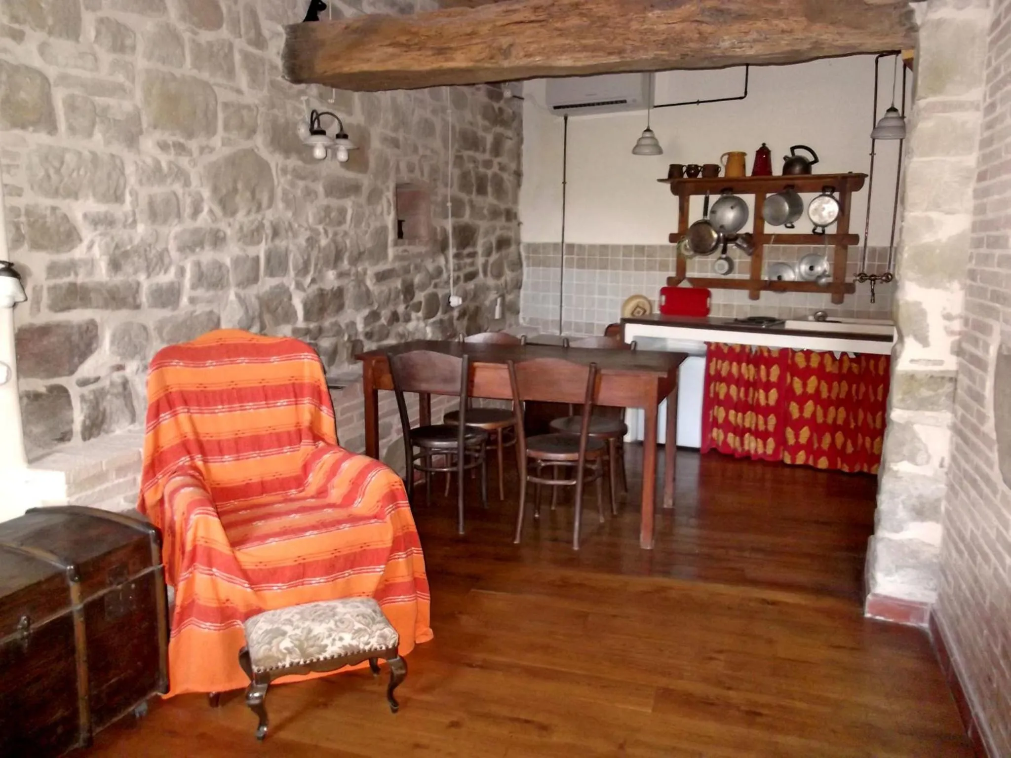 Kitchen or kitchenette in Locanda dell'Istrice