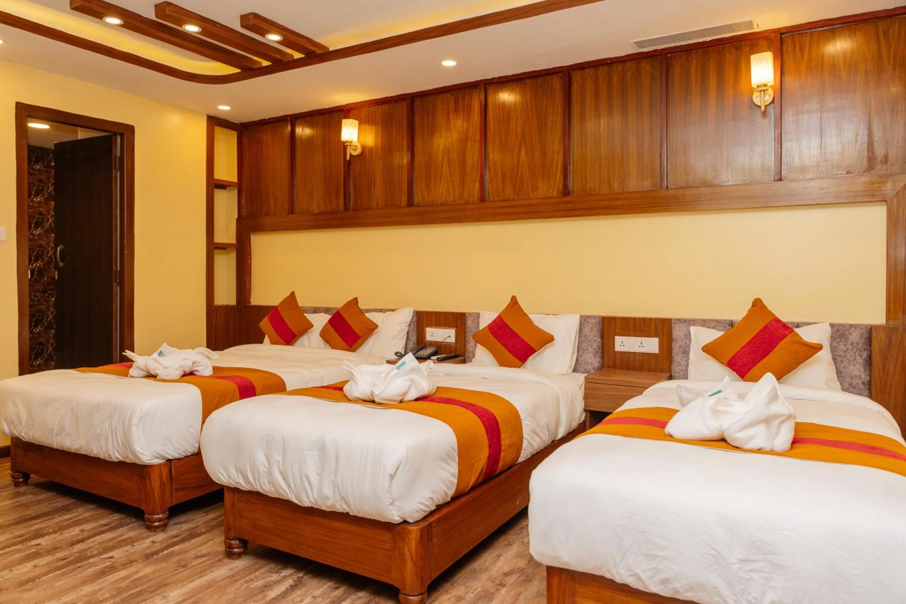 Bedroom, Bed in Hotel Royal Airport