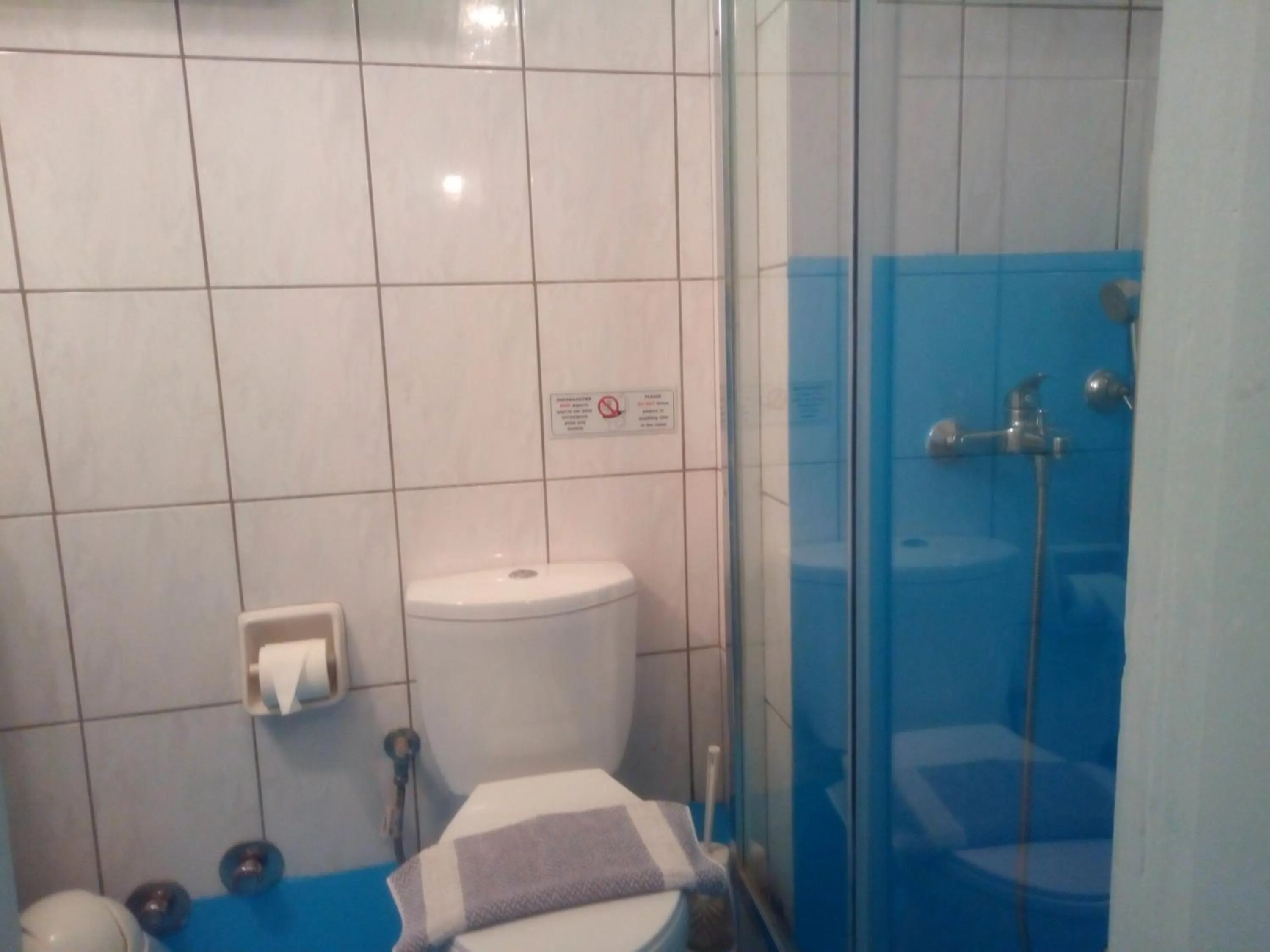 Shower in Zappion Hotel