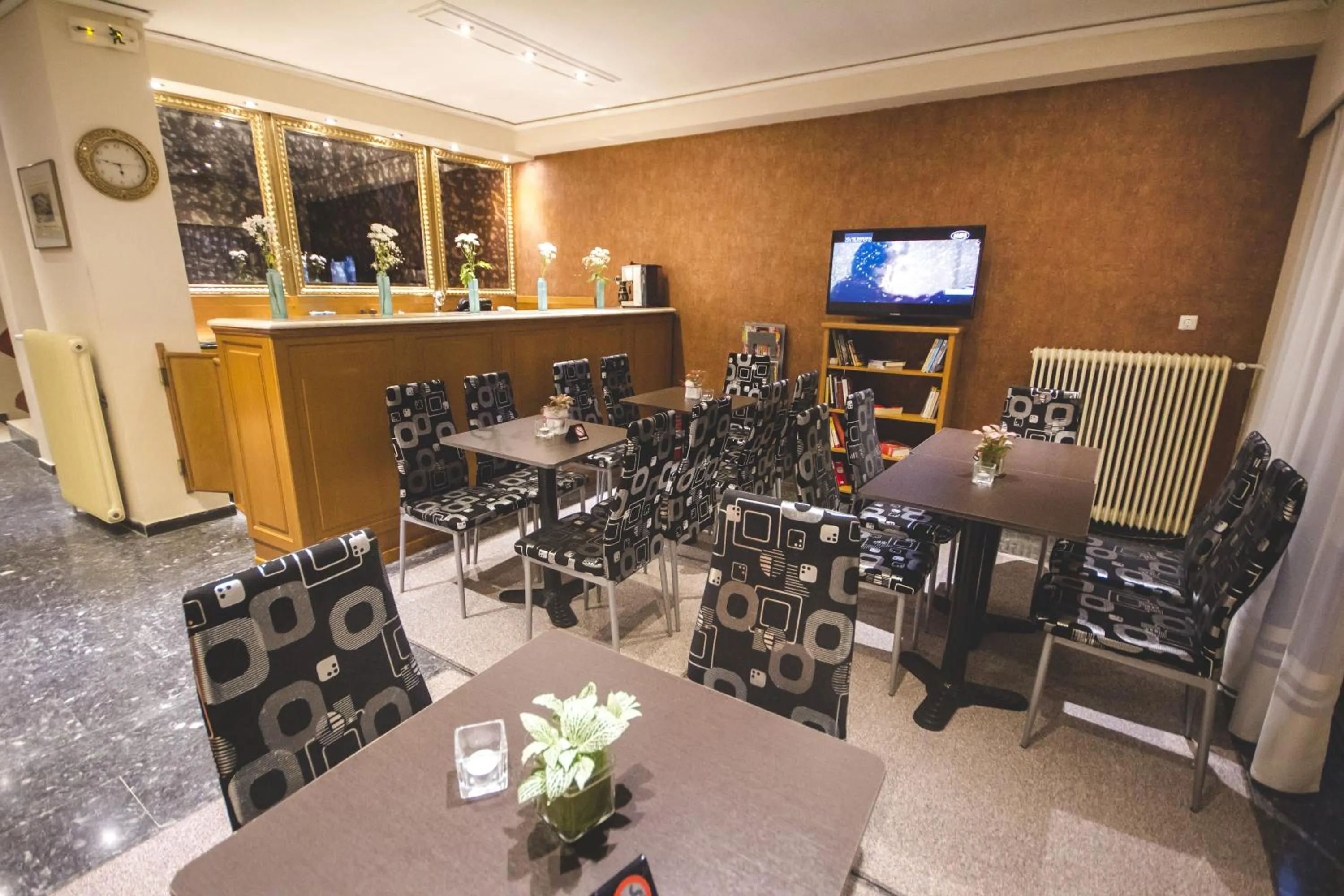 Lounge or bar in Zappion Hotel