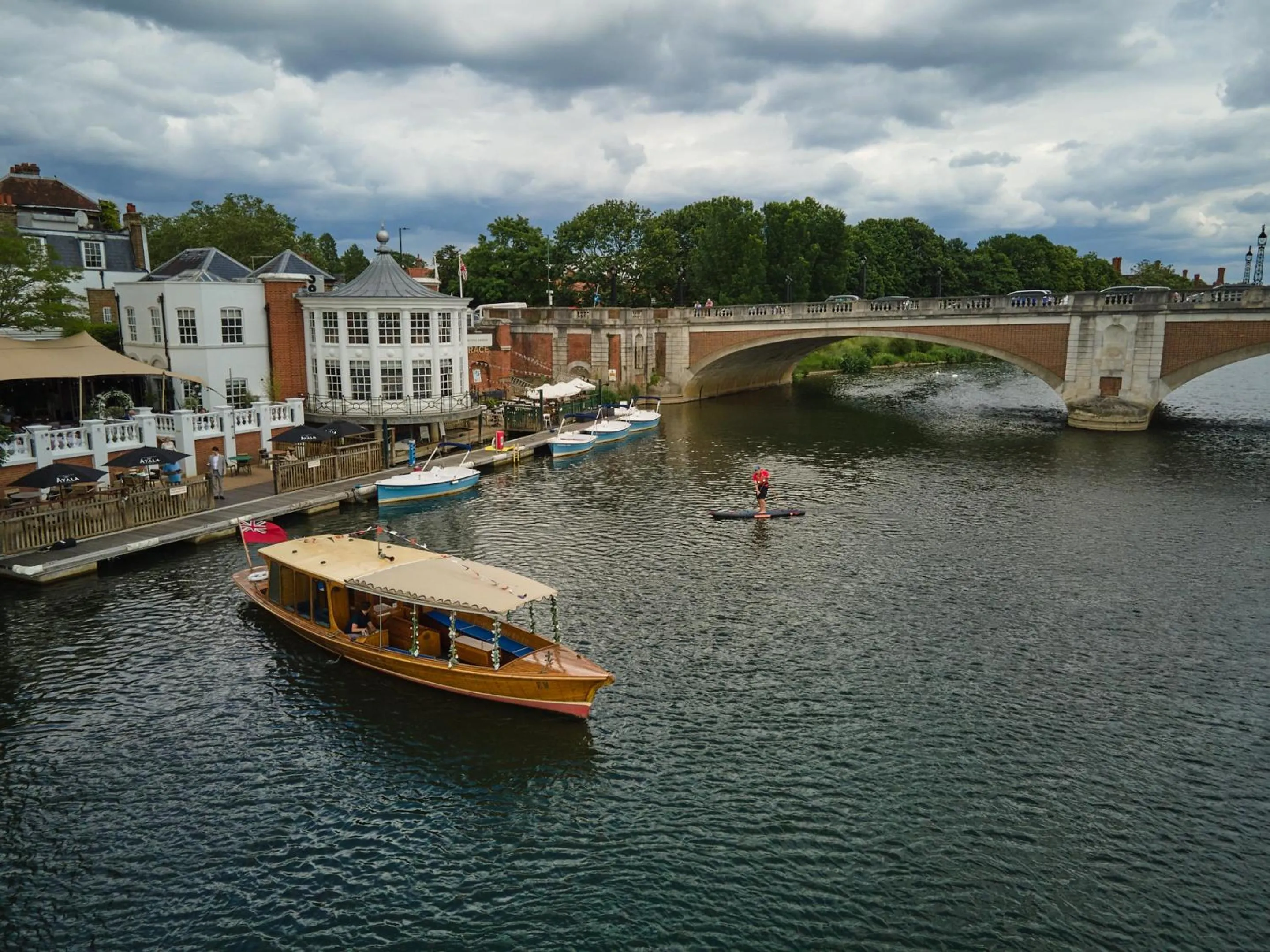 Property building in The Mitre, Hampton Court