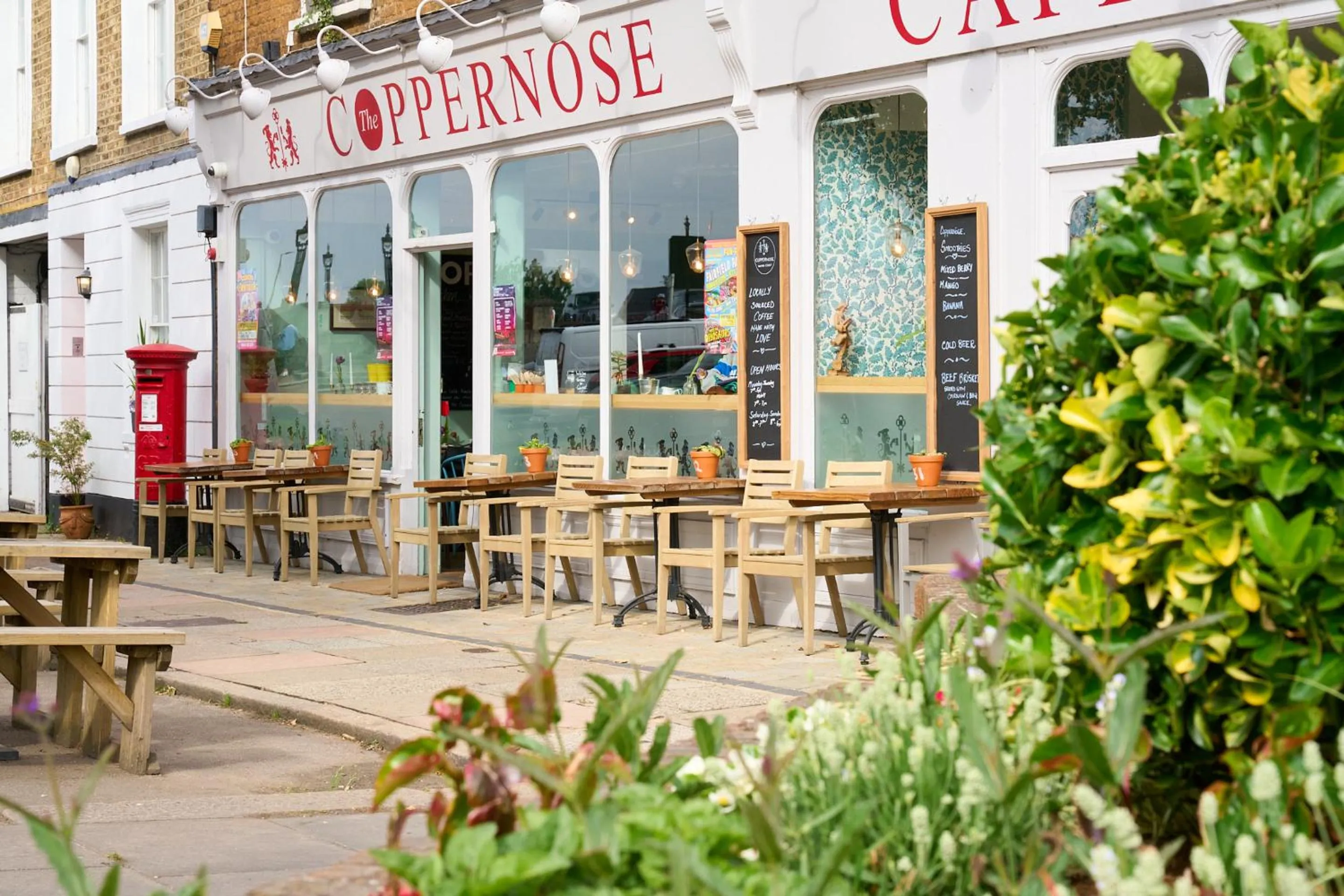 Restaurant/places to eat in The Mitre, Hampton Court