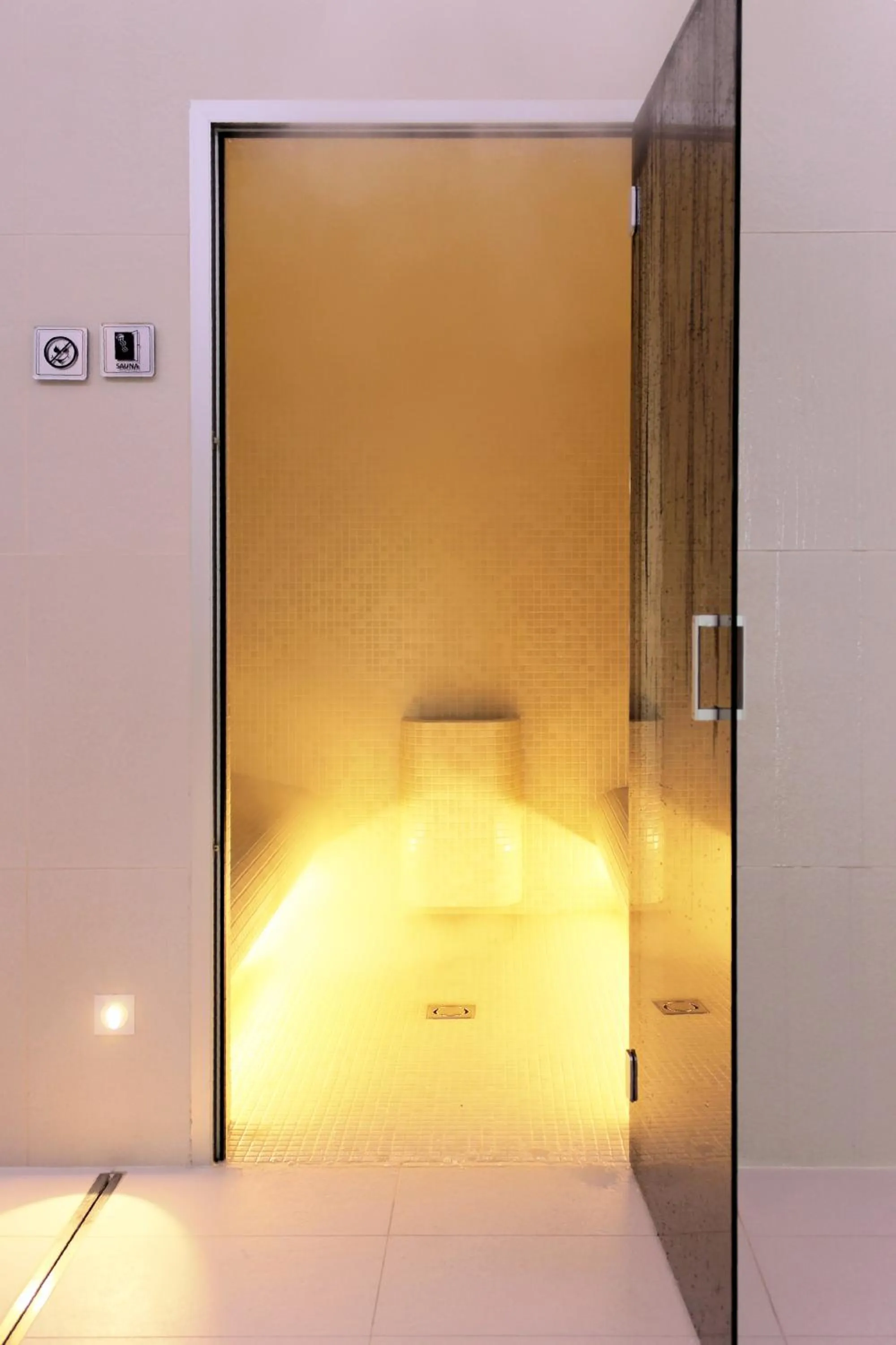 Massage, Bed in Hotel Harmony Medical & Wellness-Free Parking, 1,8km from the center