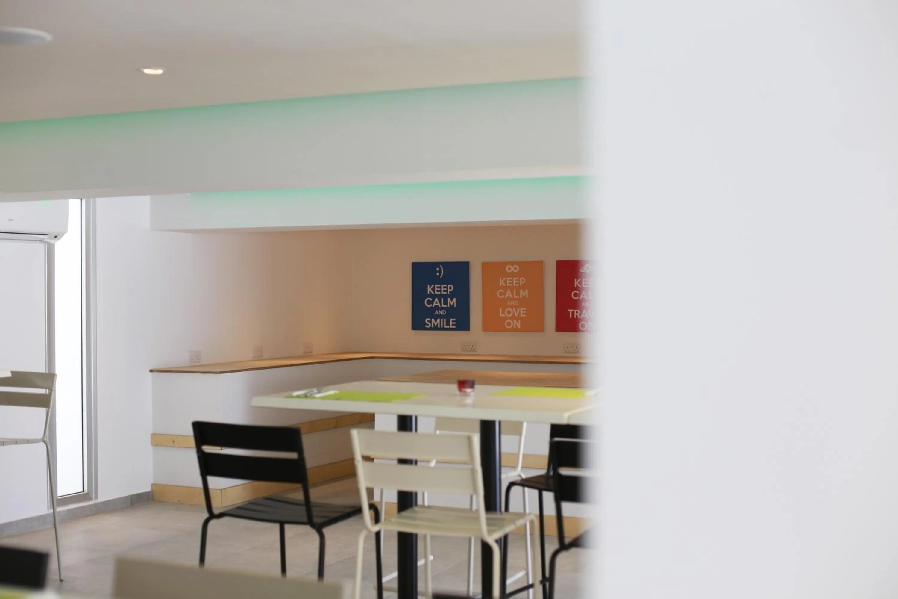 Restaurant/places to eat in Sea CleoNapa Hotel