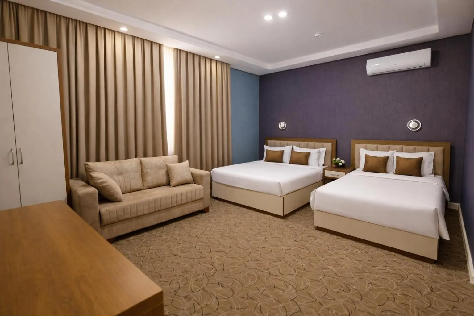 Bed in Royal Meridien Hotel