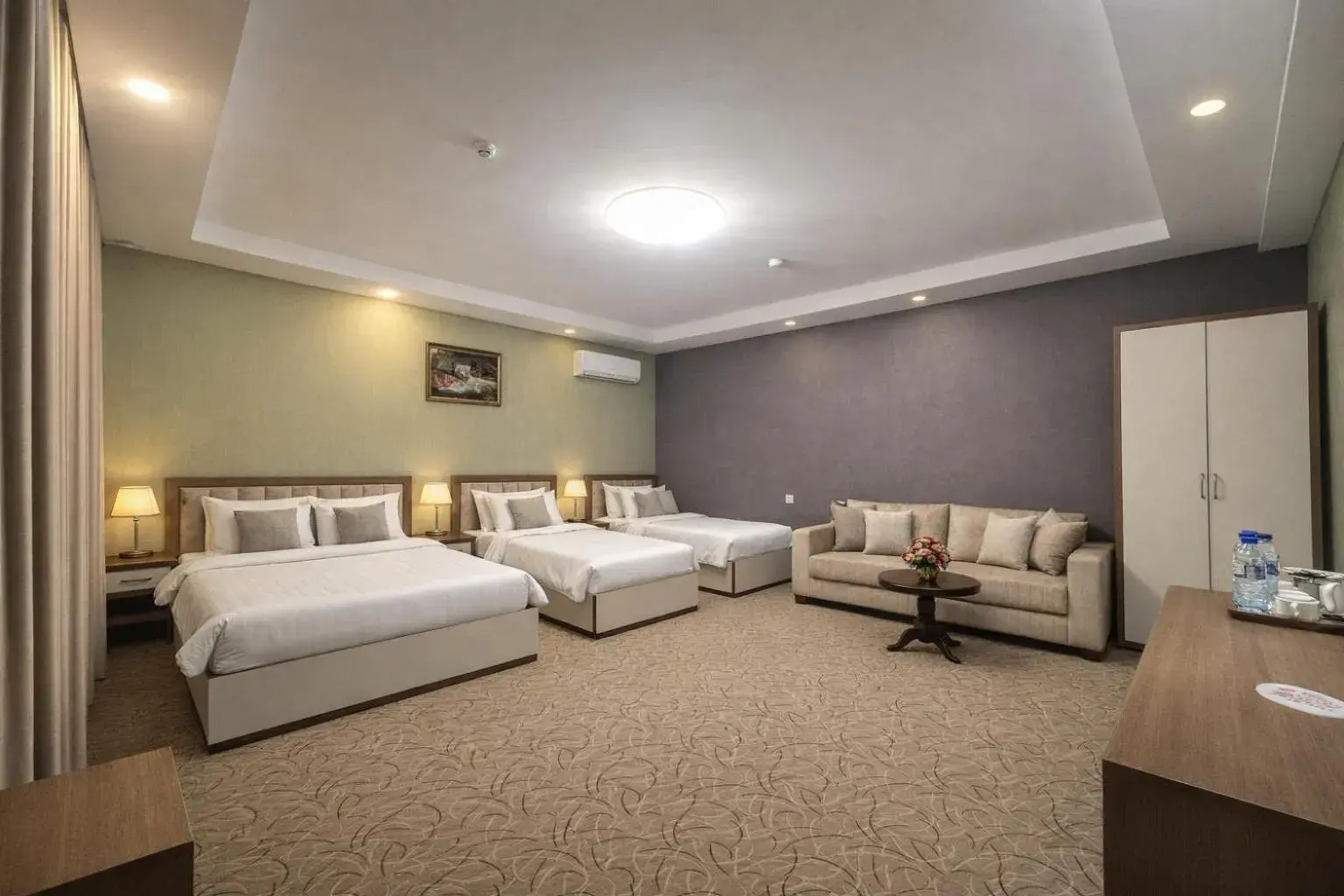 Quad Executive Room in Royal Meridien Hotel Quad Executive Room in Royal Meridien Hotel