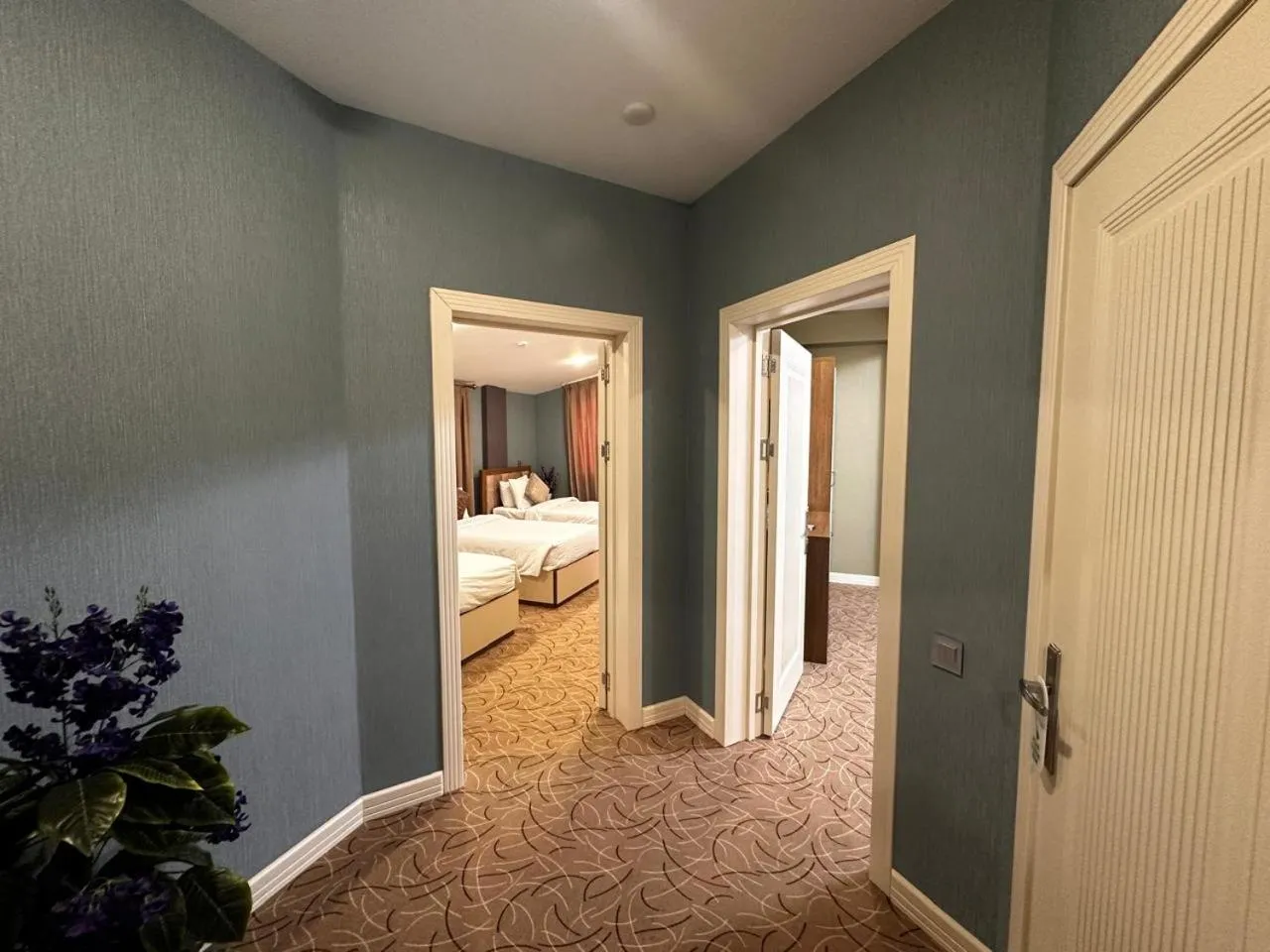 Bedroom in Royal Meridien Hotel