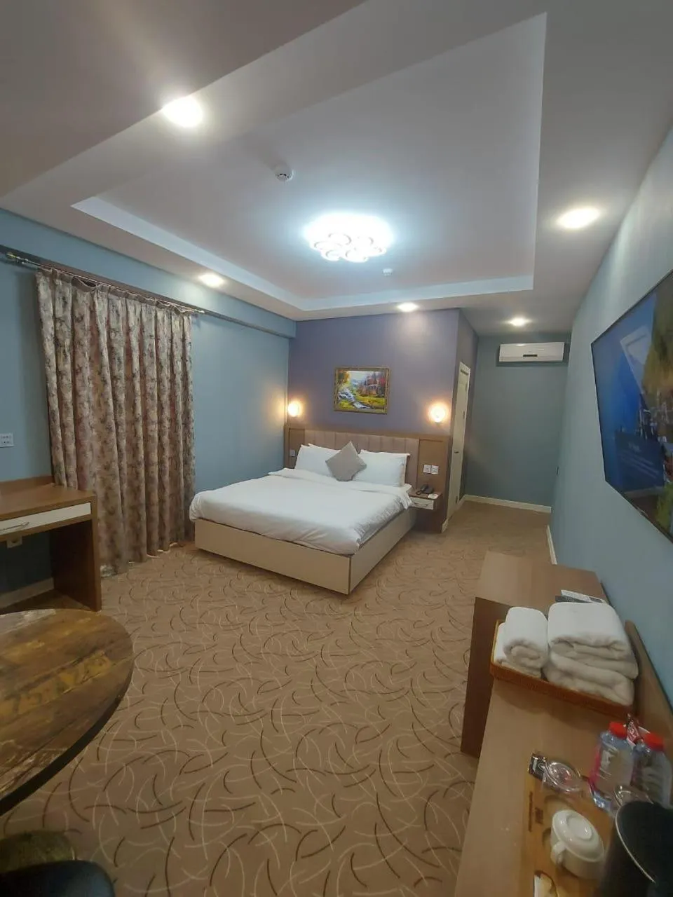 Bed in Royal Meridien Hotel