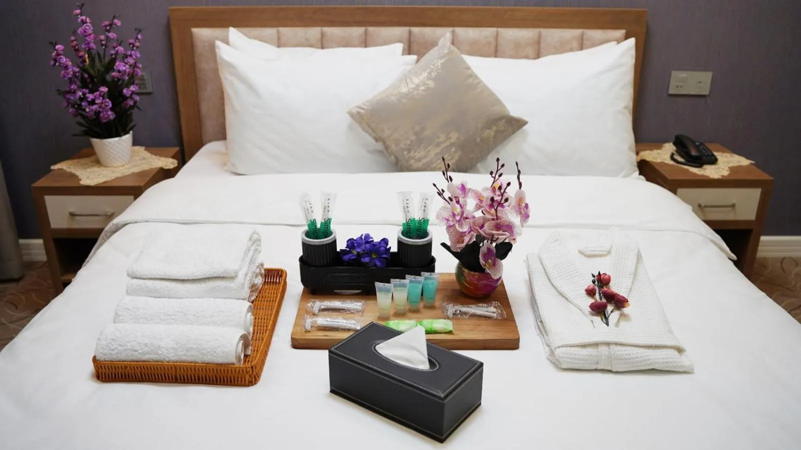 Bed in Royal Meridien Hotel