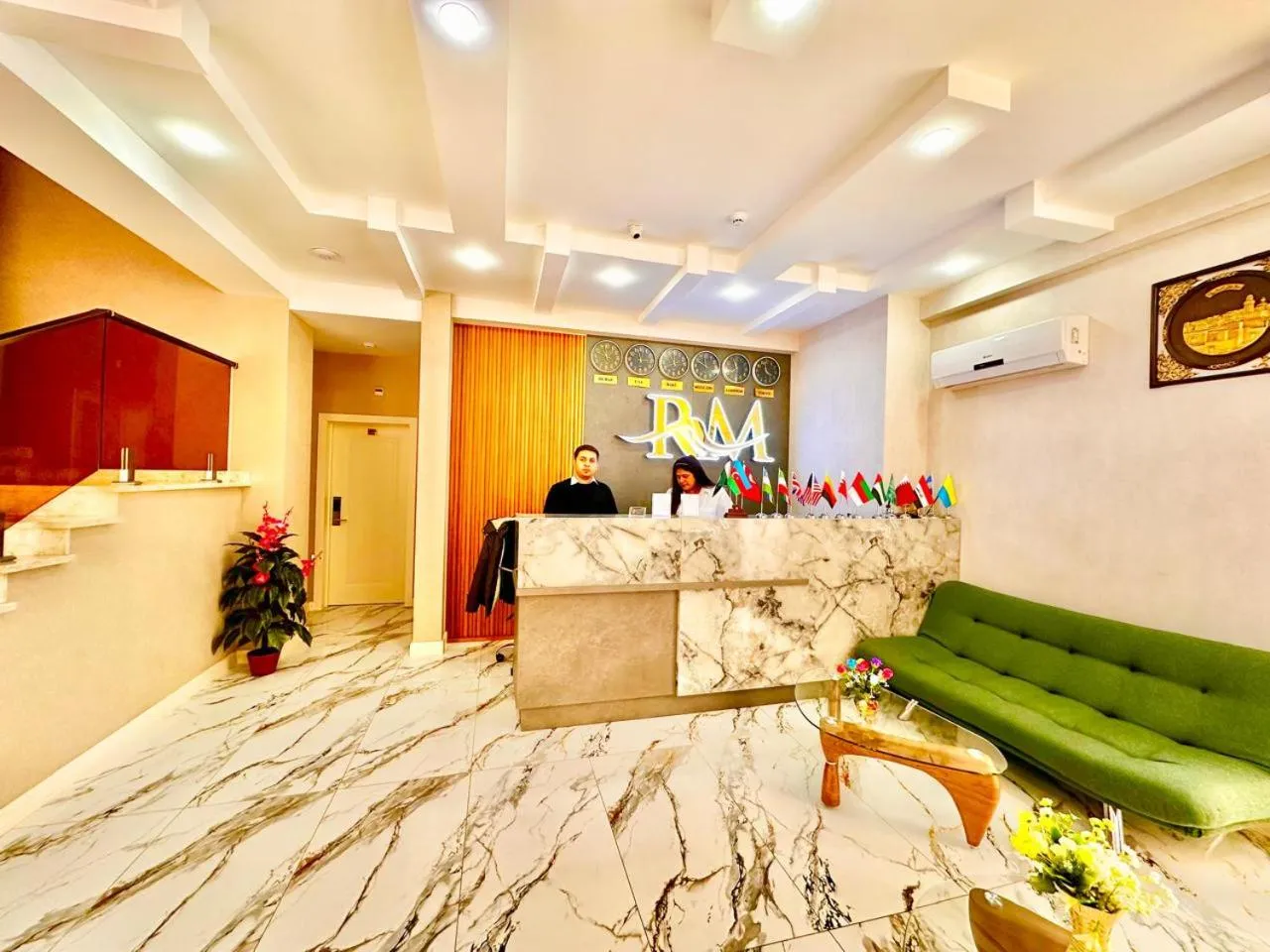 Lobby or reception in Royal Meridien Hotel