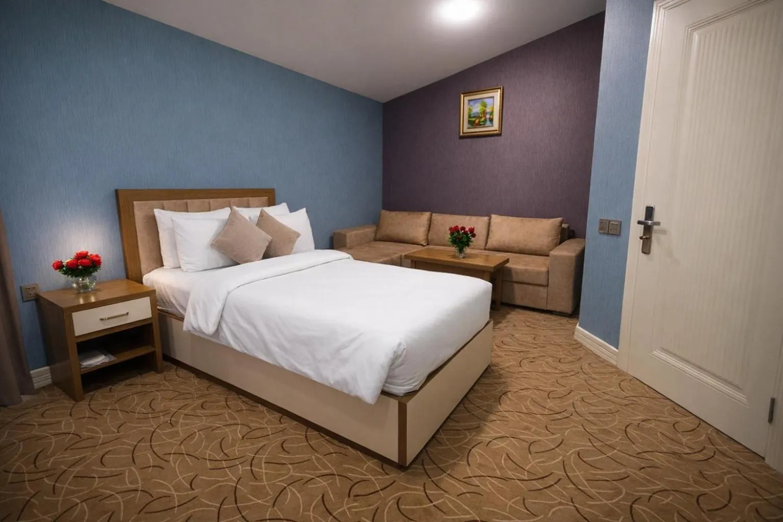 Seating area in Royal Meridien Hotel