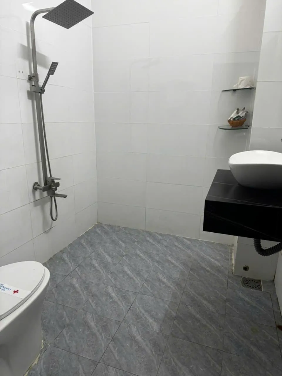 Toilet in Ha Long hotel