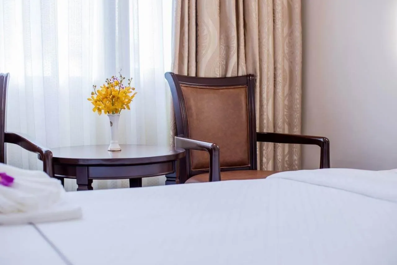 Photo of the whole room, Bed in Le President Hotel