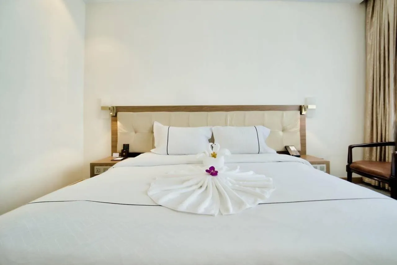 Bed in Le President Hotel