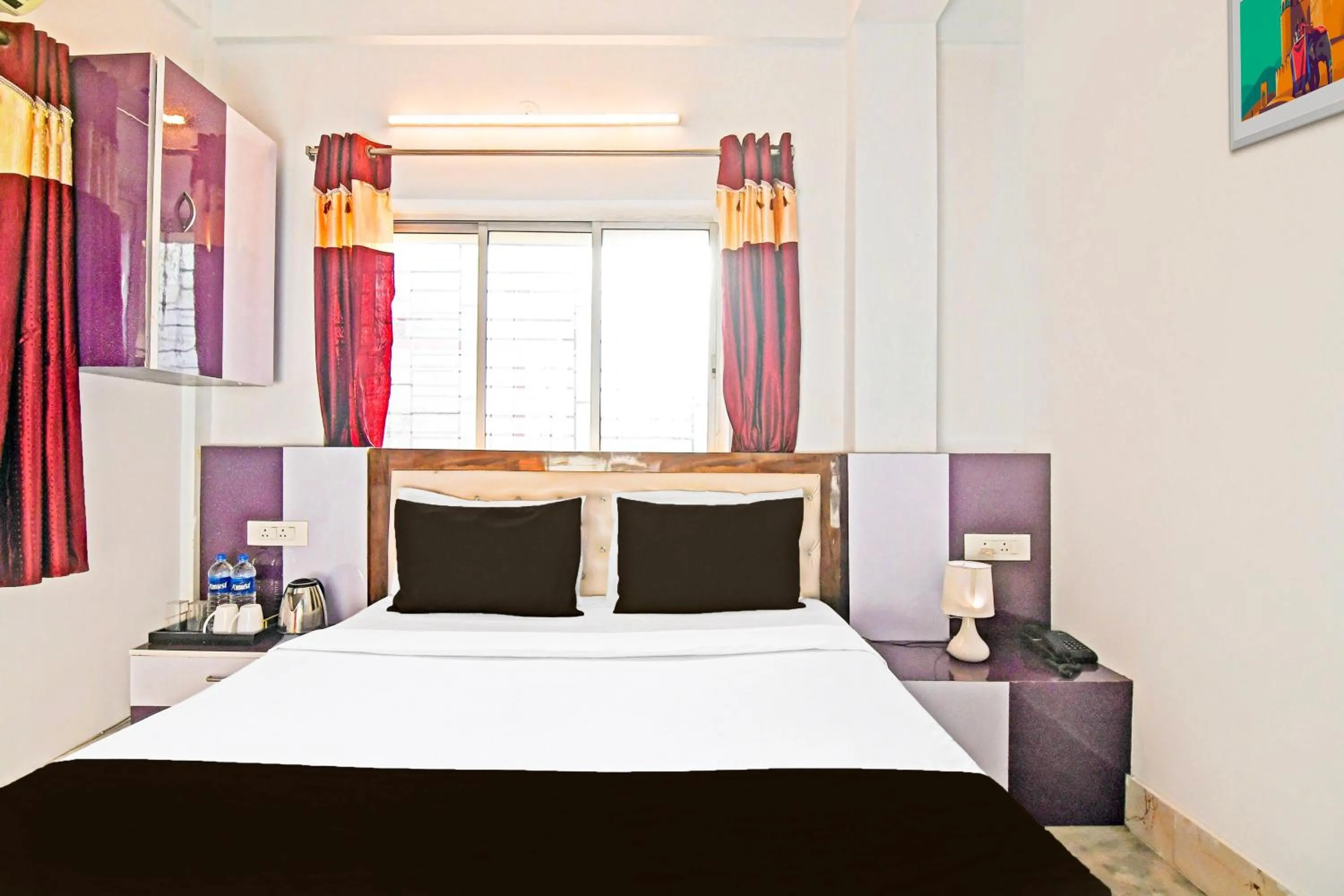 Bedroom, Bed in Hotel O by OYO Green Palace