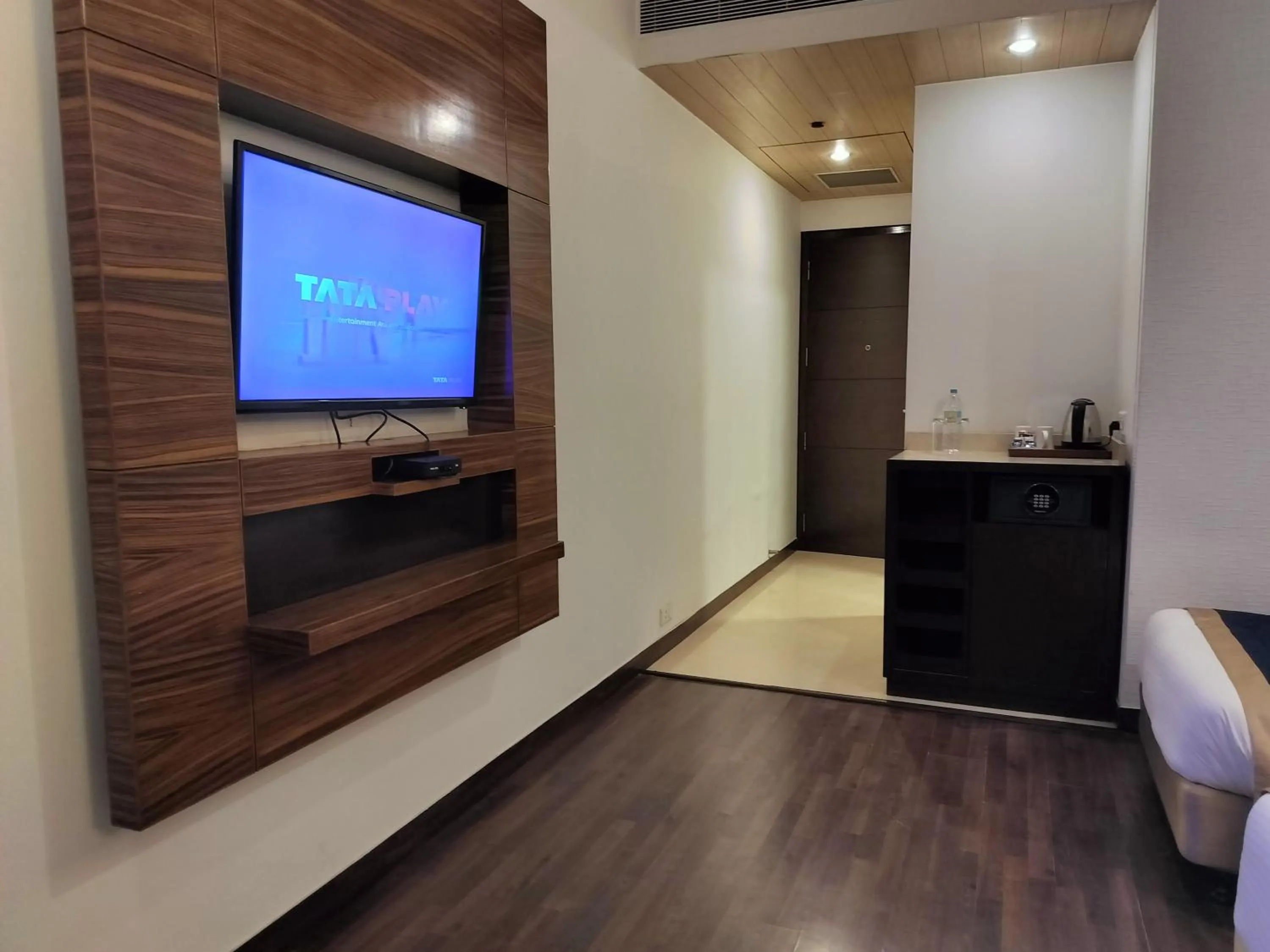 Bedroom in Bel-La Monde Hotel Chhattarpur South Delhi