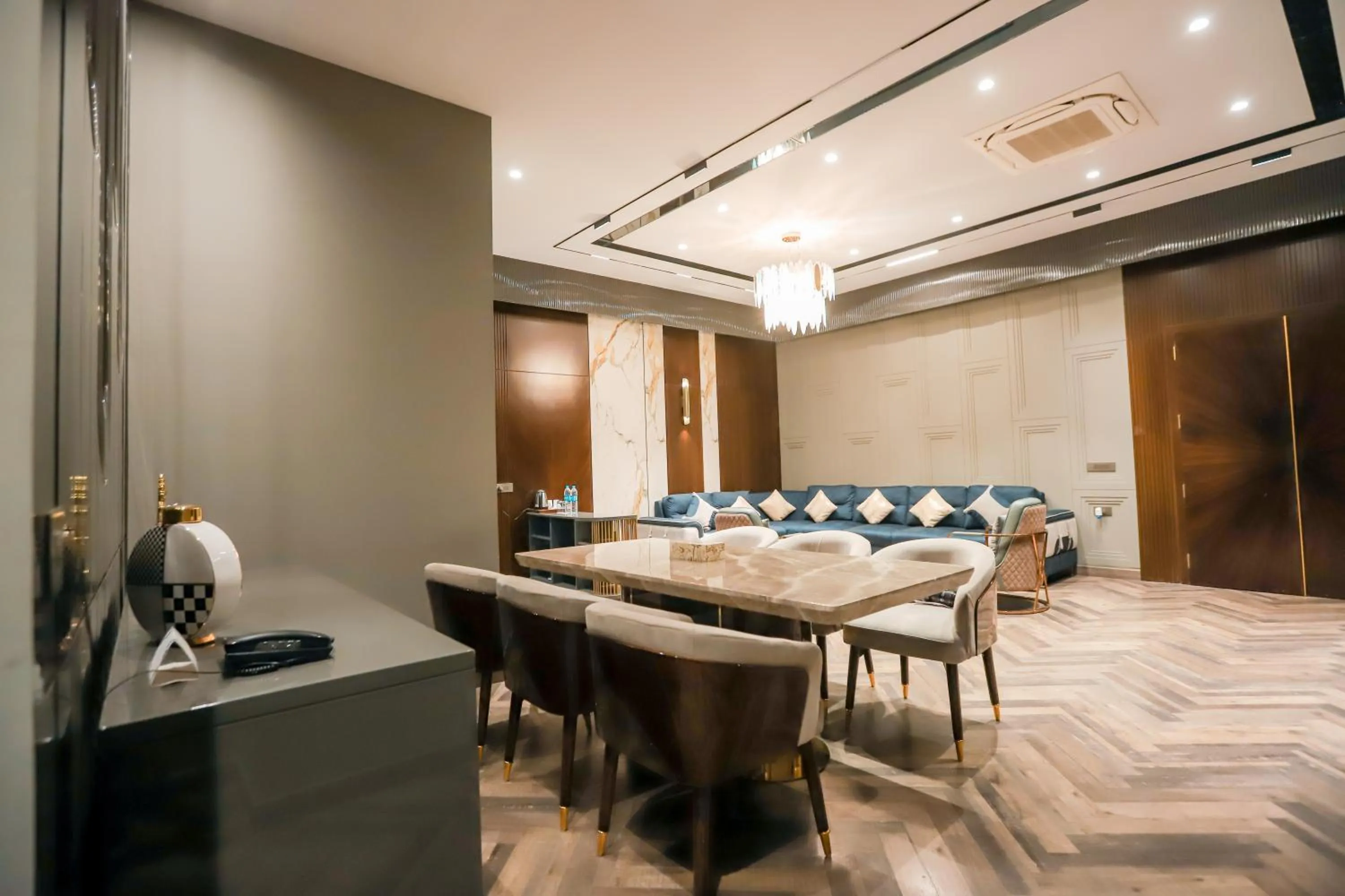 Living room in Bel-La Monde Hotel Chhattarpur South Delhi