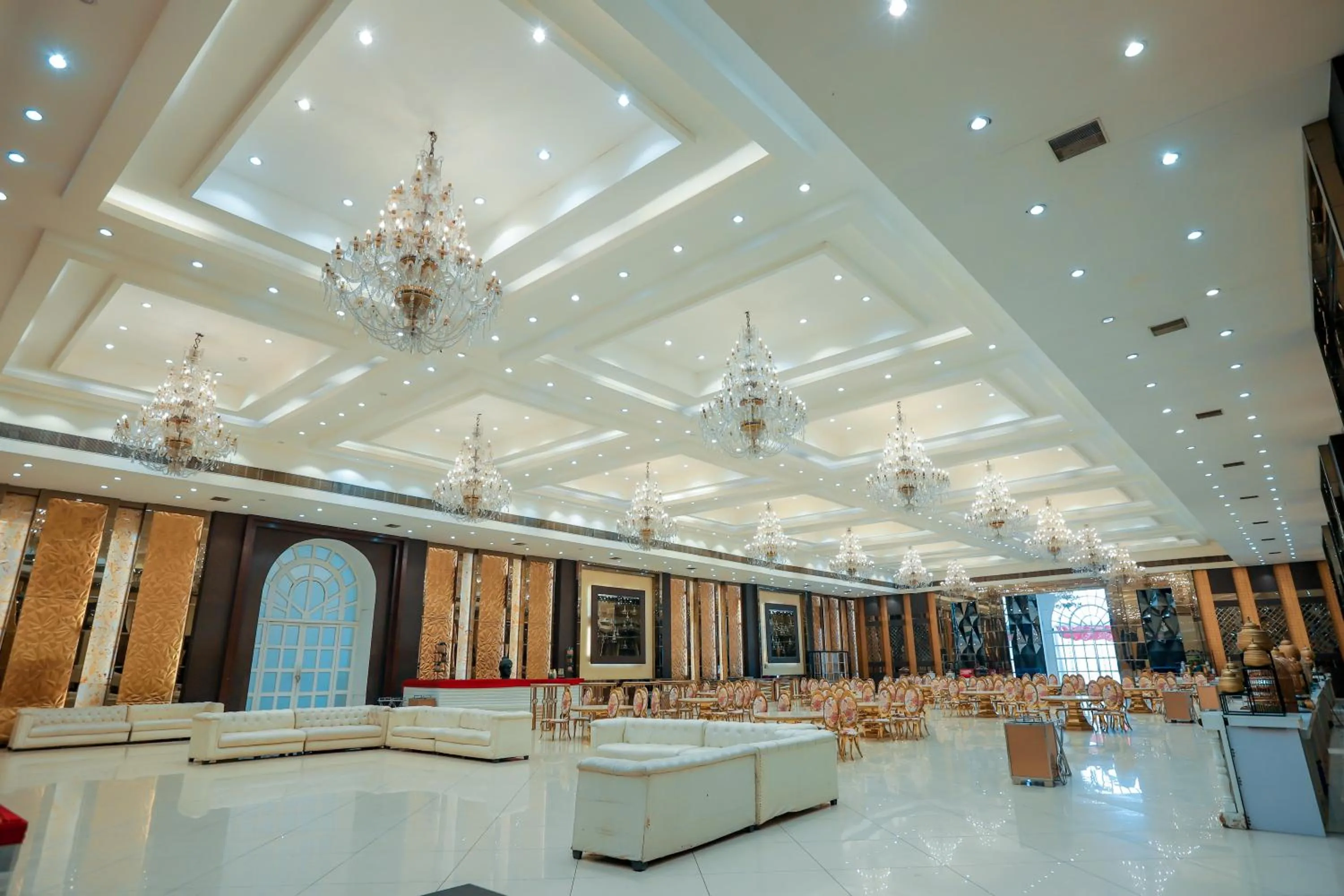 Banquet/Function facilities in Bel-La Monde Hotel Chhattarpur South Delhi