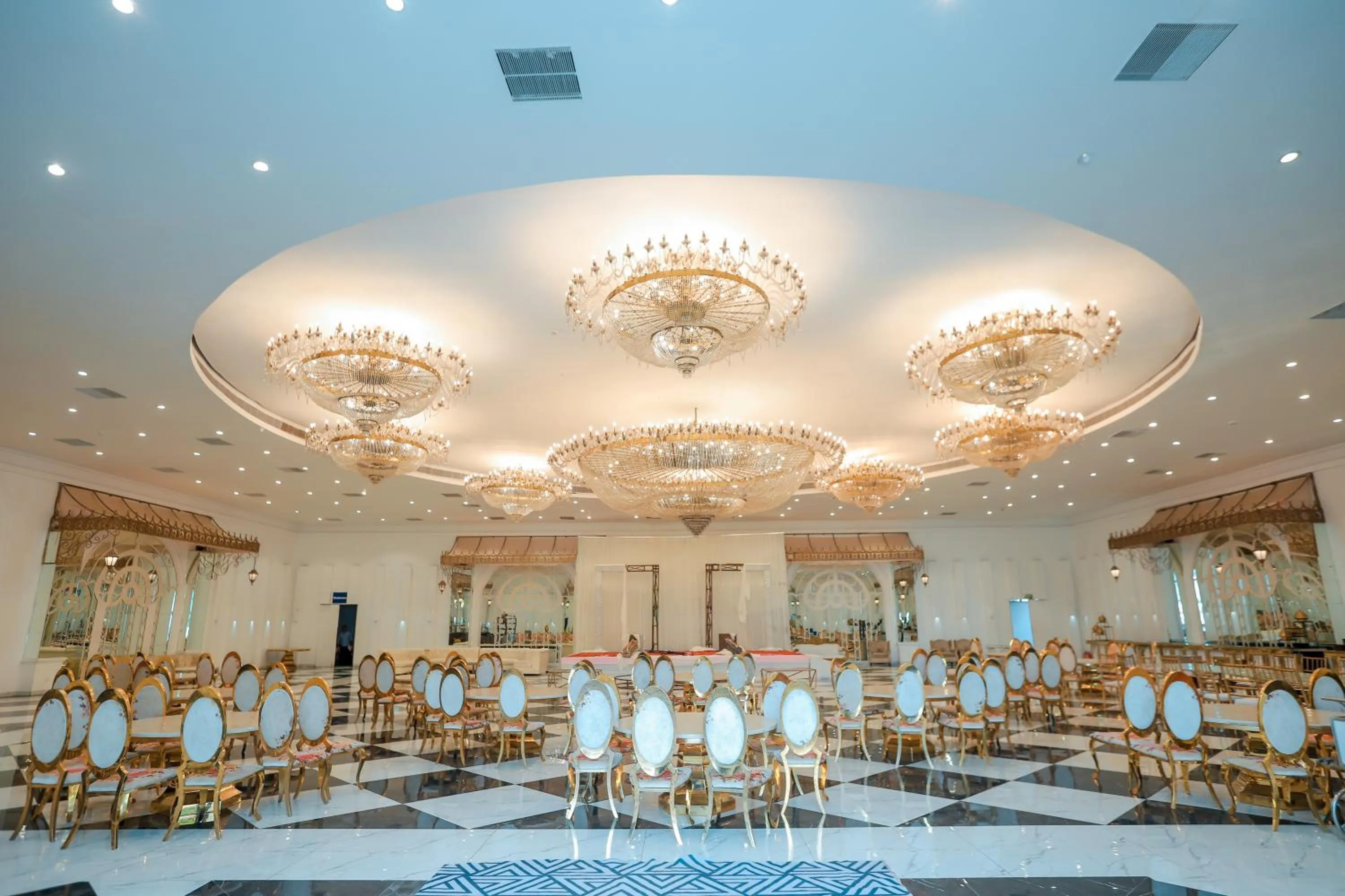 Banquet/Function facilities in Bel-La Monde Hotel Chhattarpur South Delhi